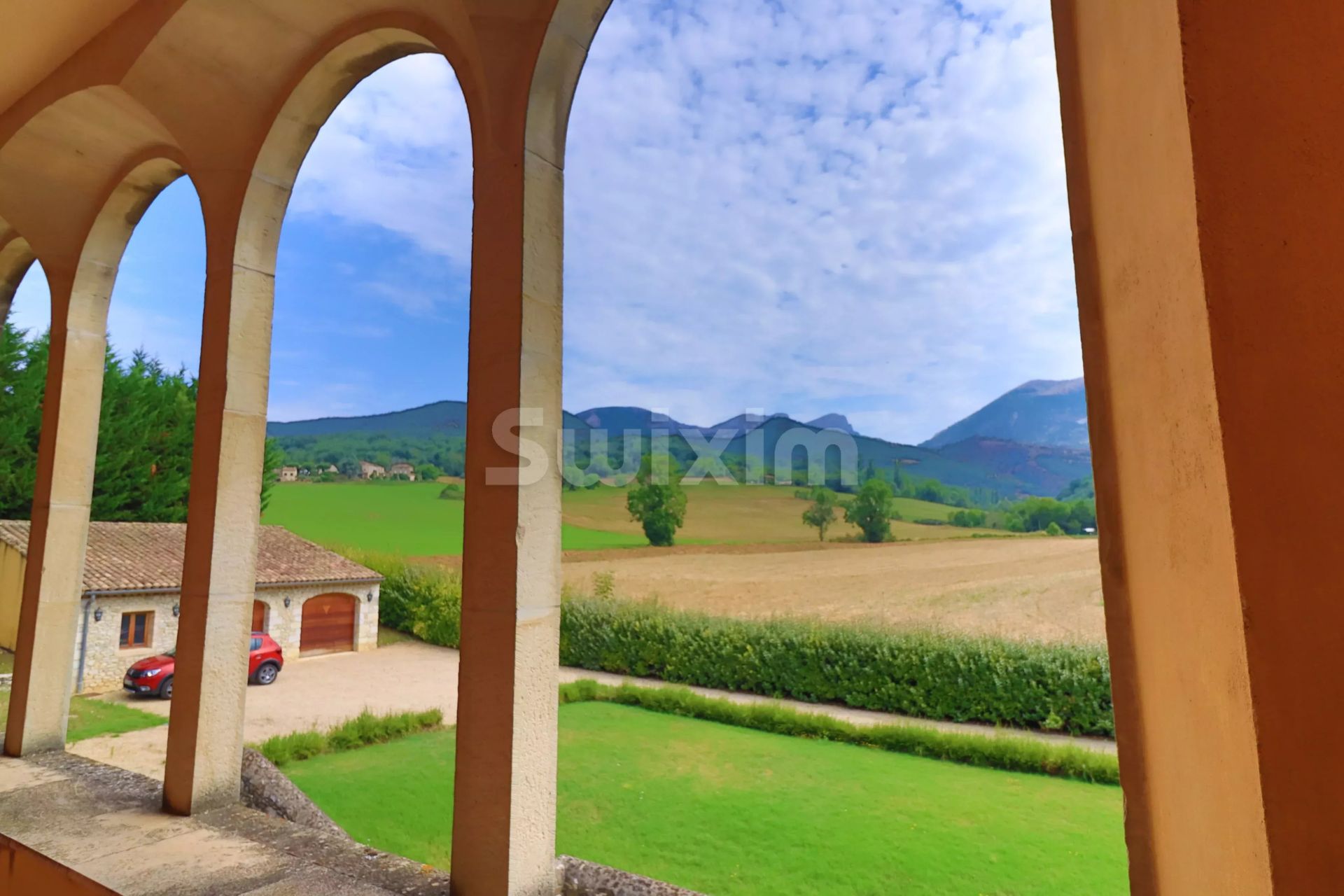 propriété 10 Pièces en vente sur Bourdeaux (26460)