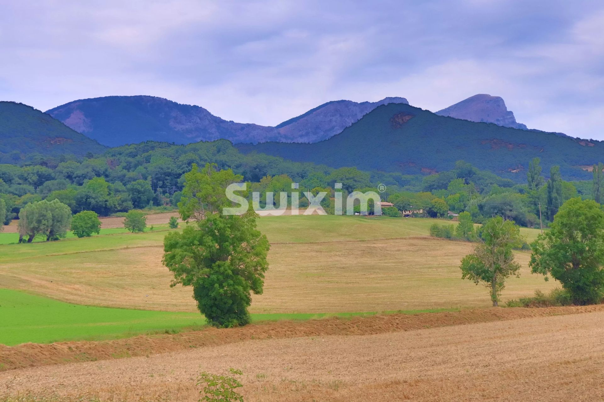 propriété 10 Pièces en vente sur Bourdeaux (26460)