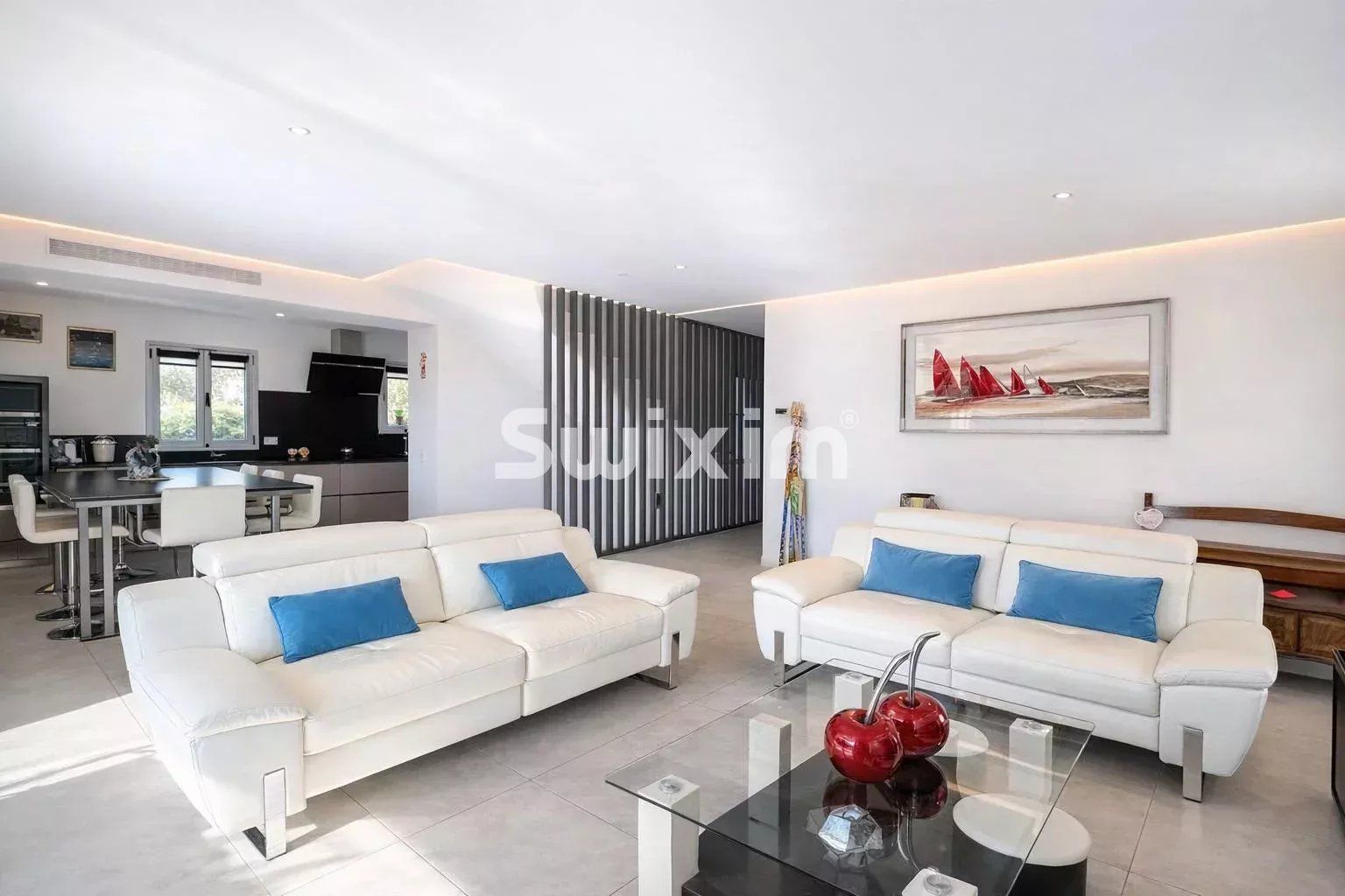 house 10 Rooms for sale on Sainte-Maxime (83120)