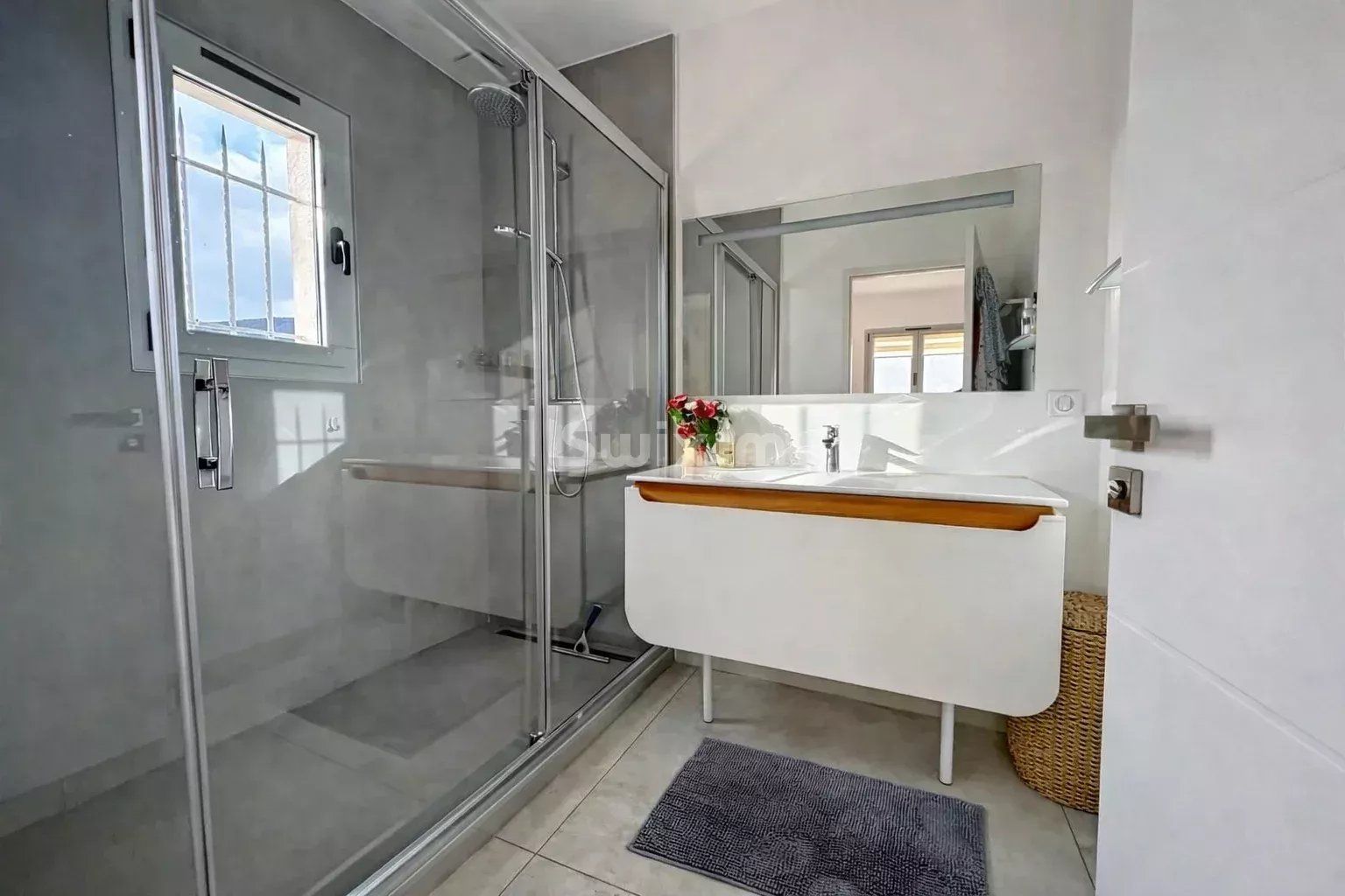 house 10 Rooms for sale on Sainte-Maxime (83120)