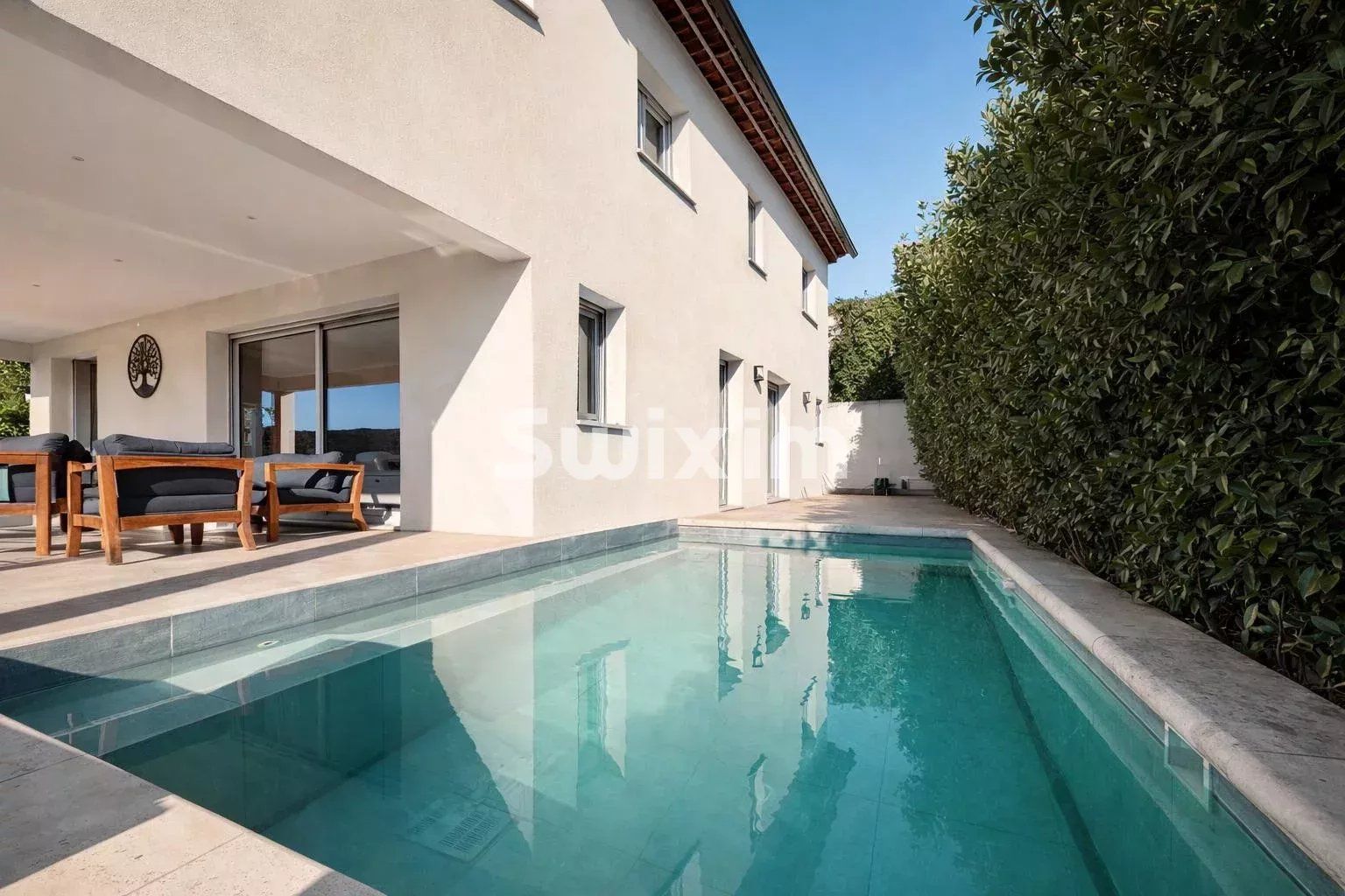 house 10 Rooms for sale on Sainte-Maxime (83120)