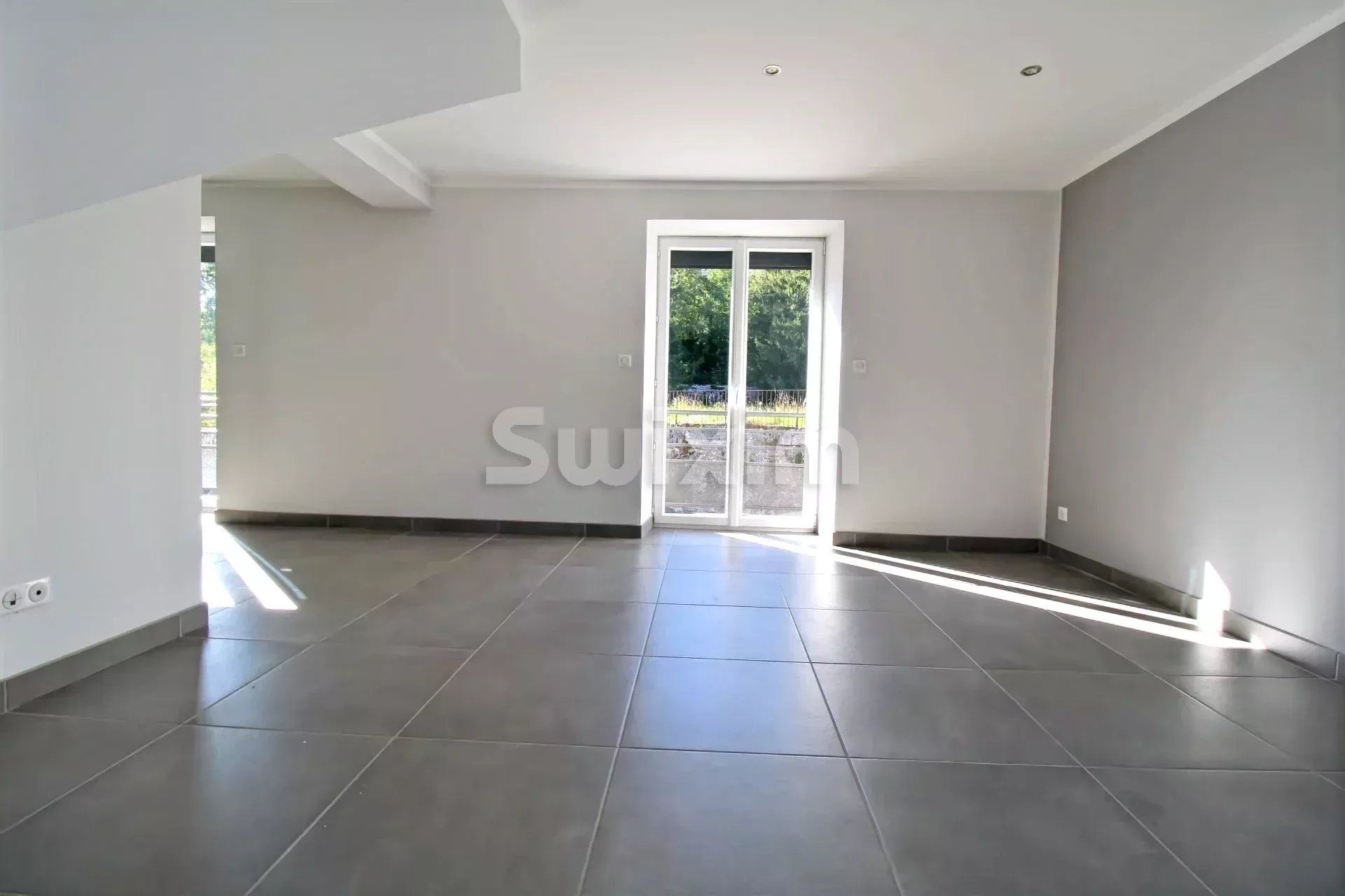 appartamento 4 Camere in vendita su La Chaux-du-Dombief (39150)