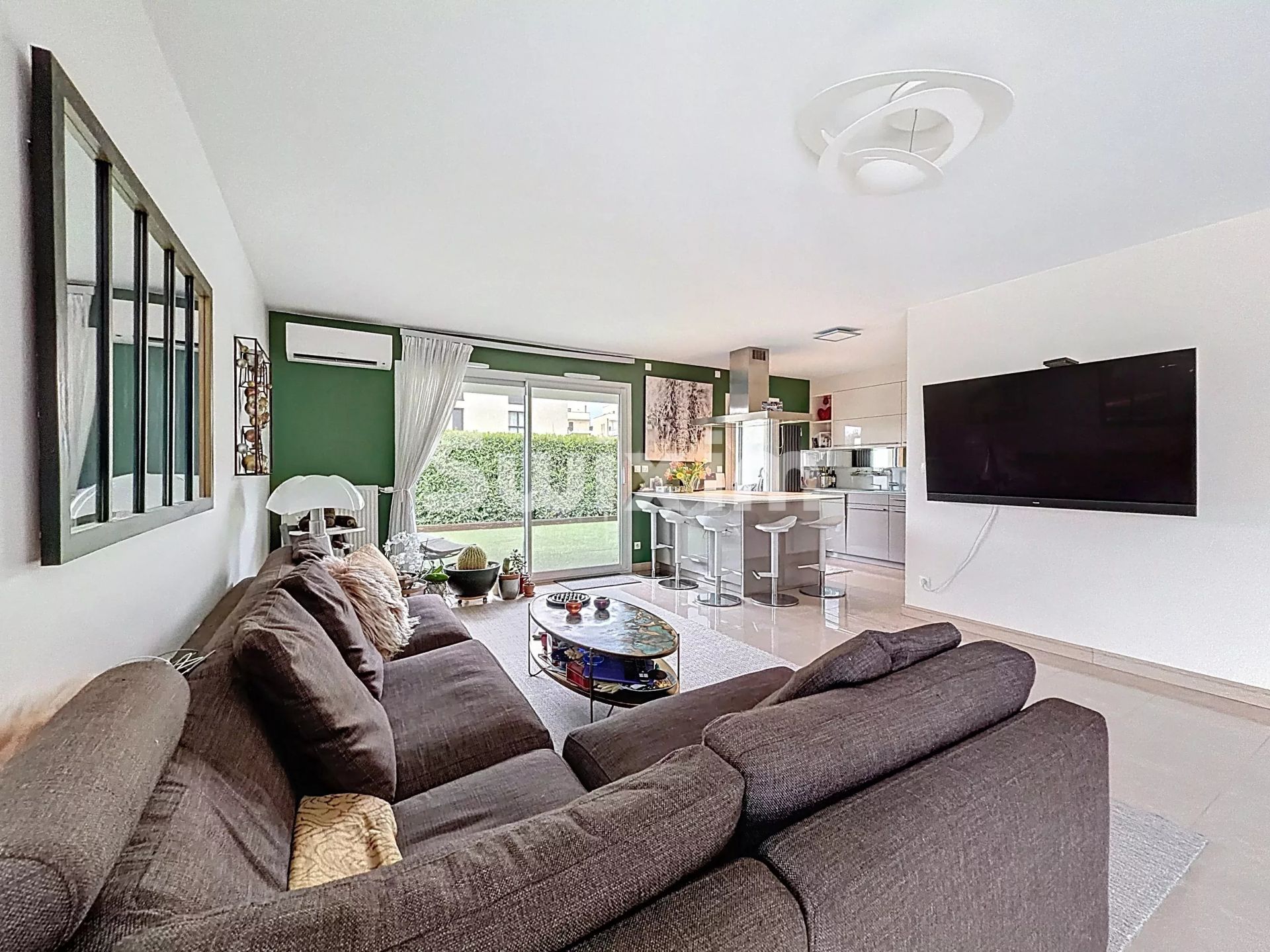 apartamento 3 Salas en venta en Ferney-Voltaire (01210)