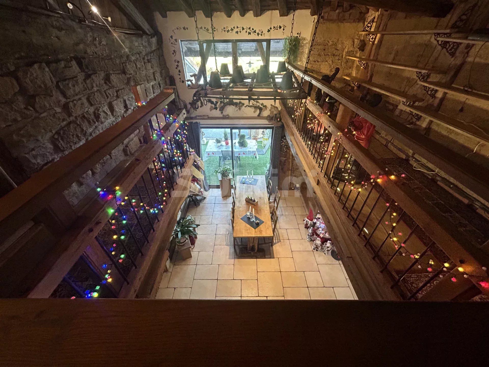 casa 7 Camere in vendita su Louhans (71500)