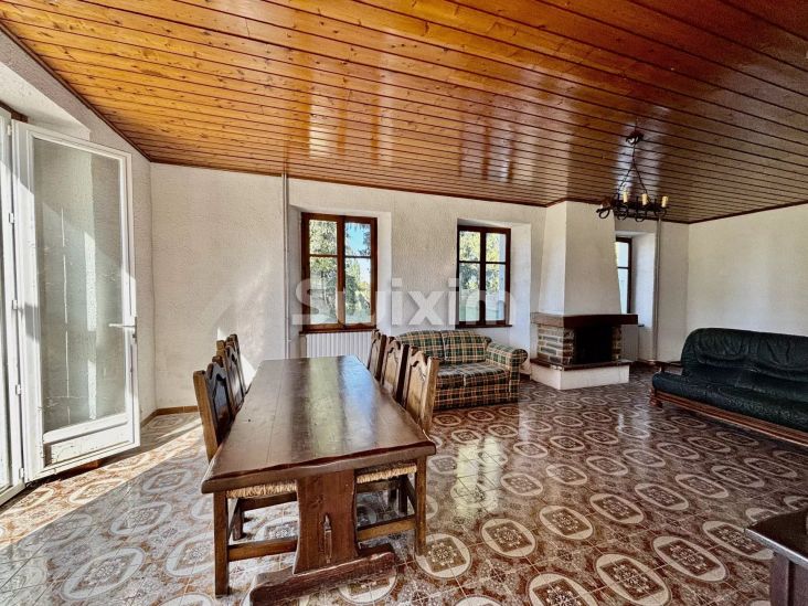 Venda Casa Féternes 6&nbsp;Quartos 201.35&nbsp;m²