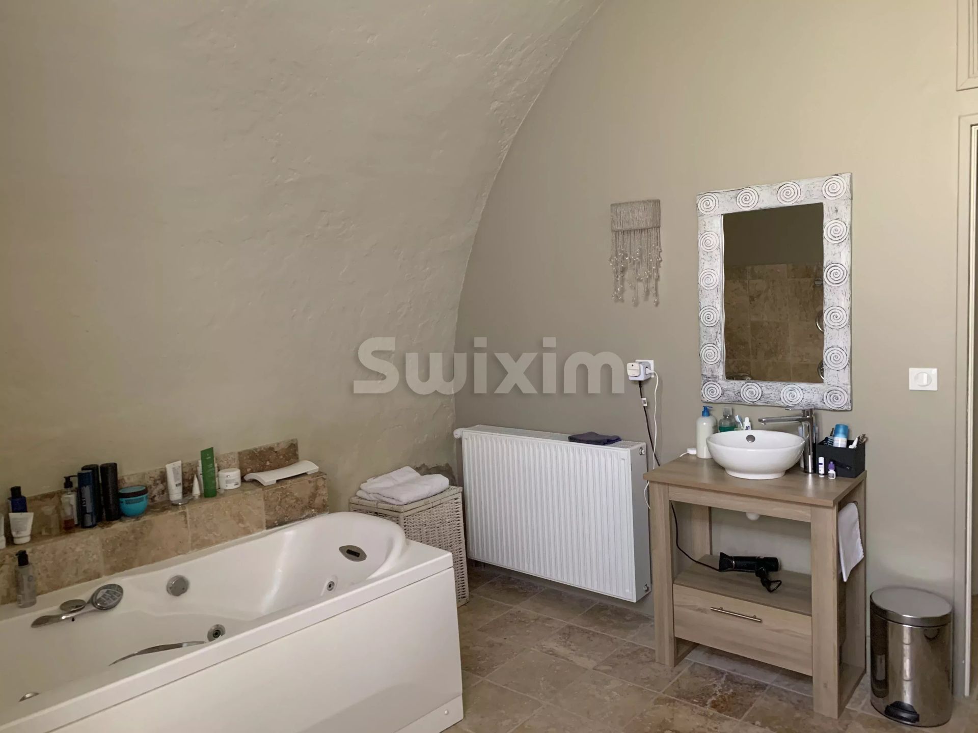 property 24 Rooms for sale on Givry (71640)