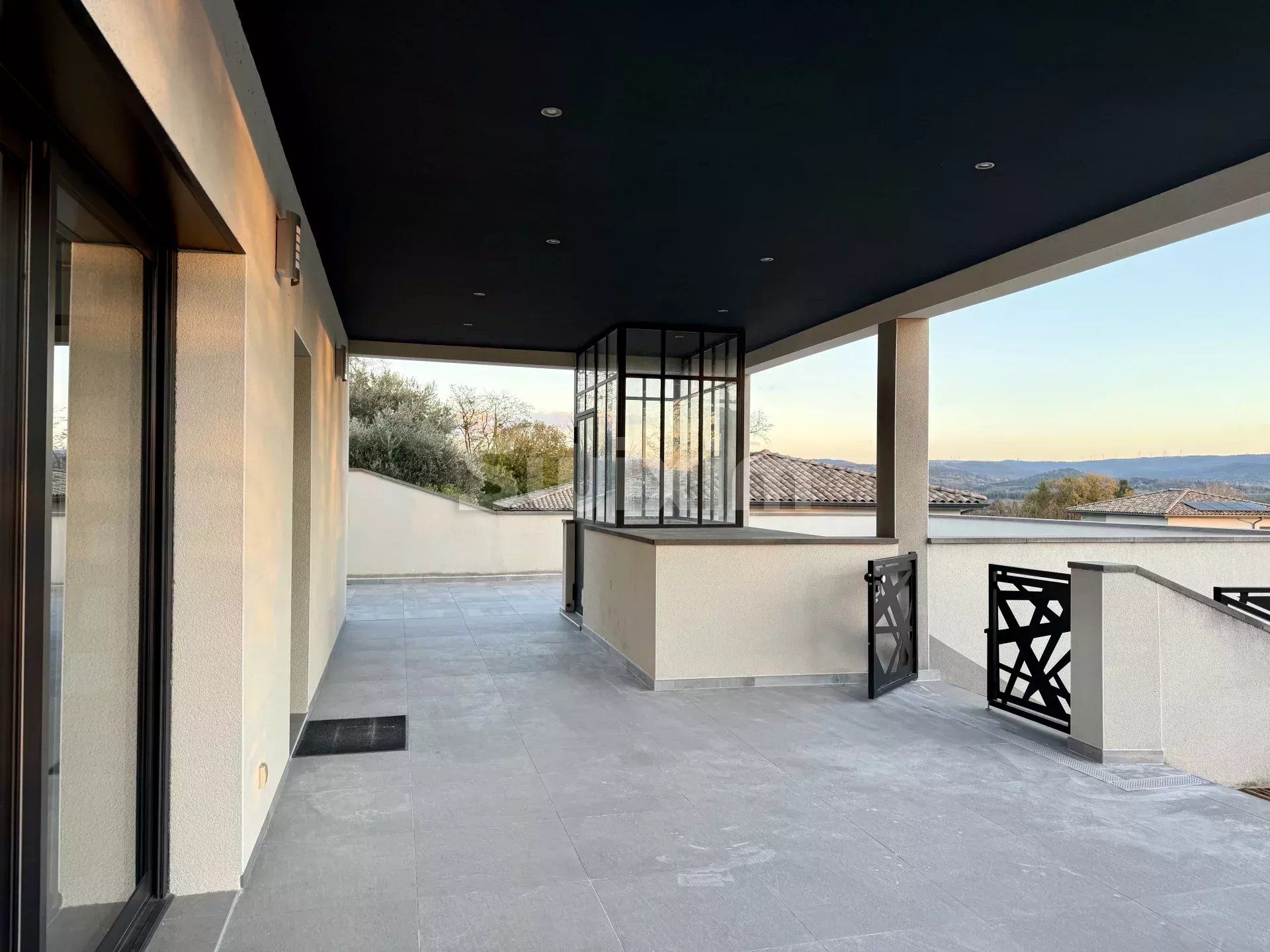 casa 5 Camere in vendita su Montboucher-sur-Jabron (26740)