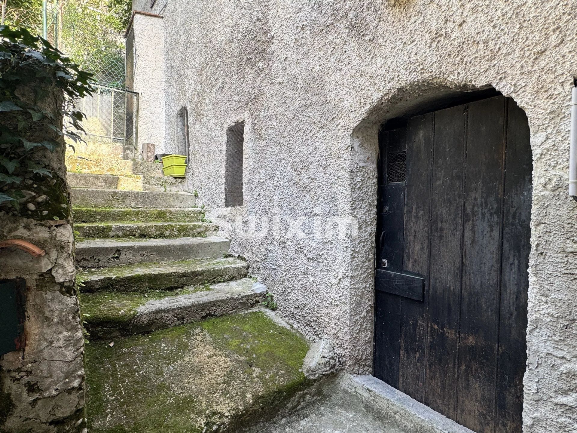 house 4 Rooms for sale on Contes (06390)