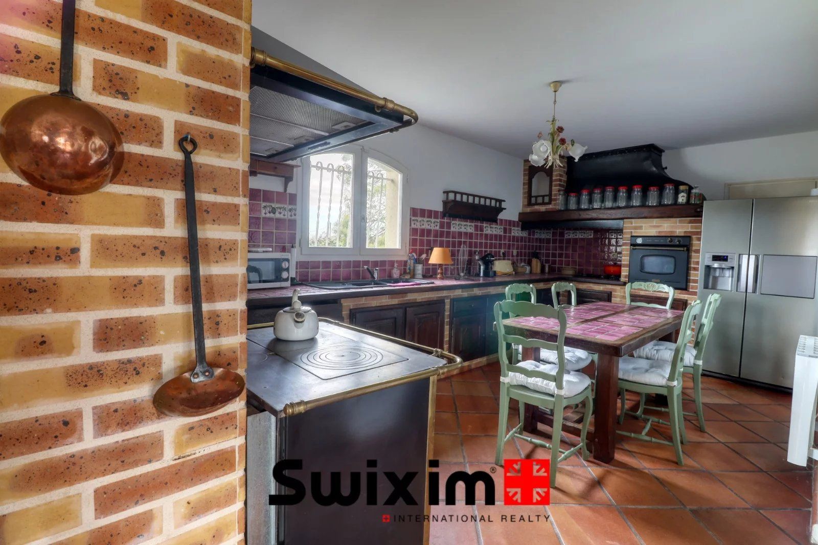 house 6 Rooms for sale on Valeyrac (33340)