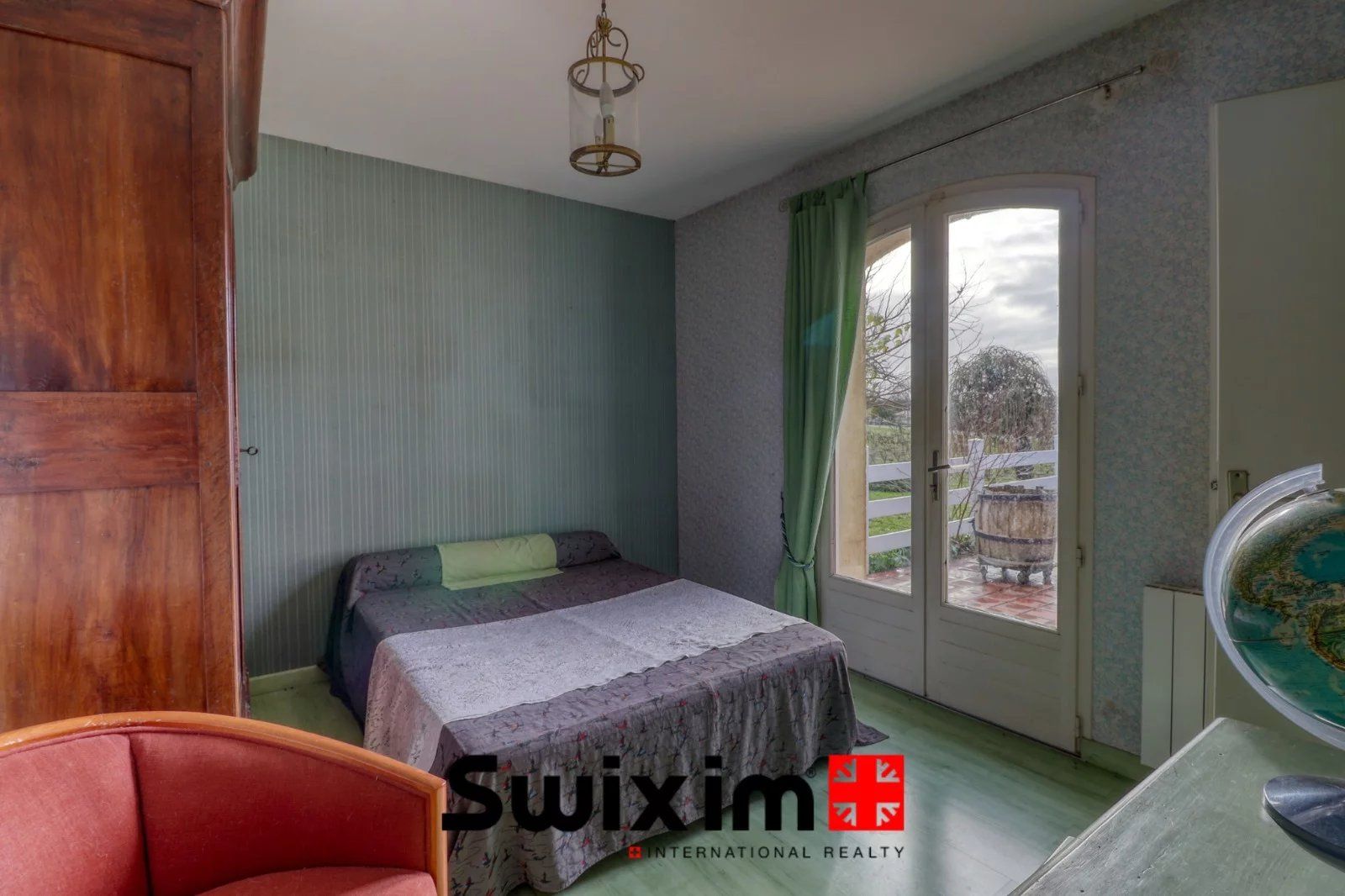 house 6 Rooms for sale on Valeyrac (33340)