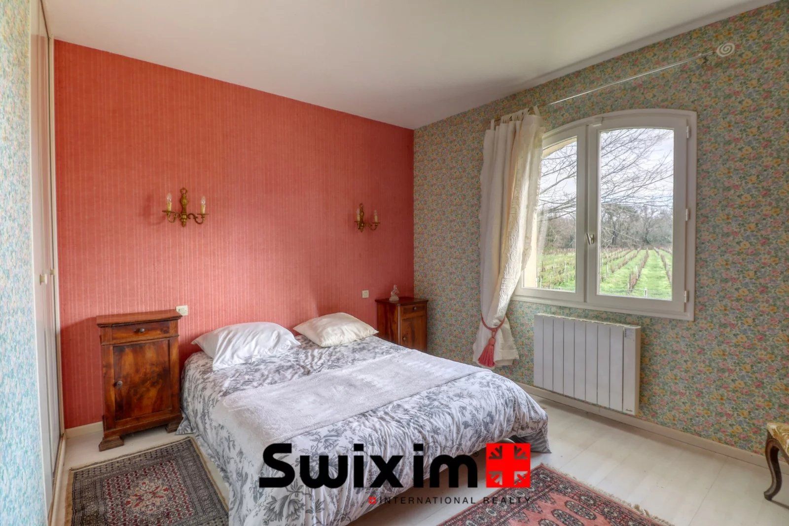 house 6 Rooms for sale on Valeyrac (33340)