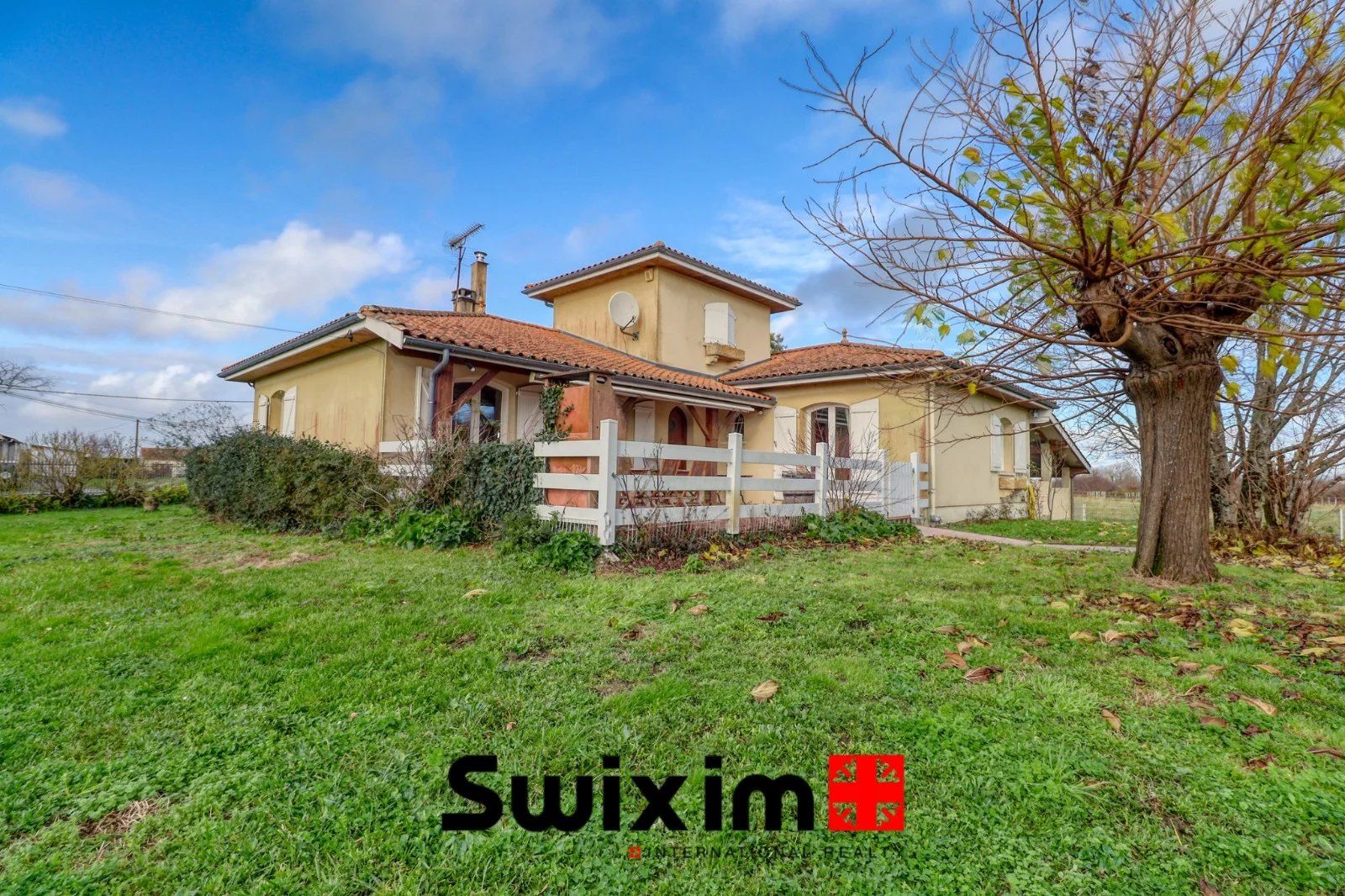 house 6 Rooms for sale on Valeyrac (33340)