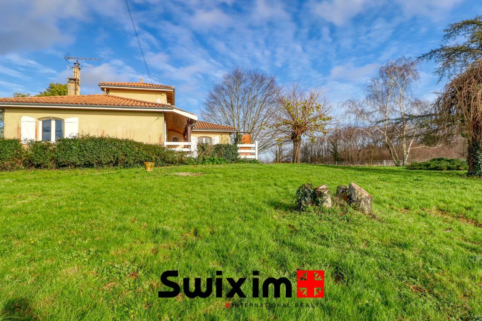 casa 6 Camere in vendita su Valeyrac (33340)