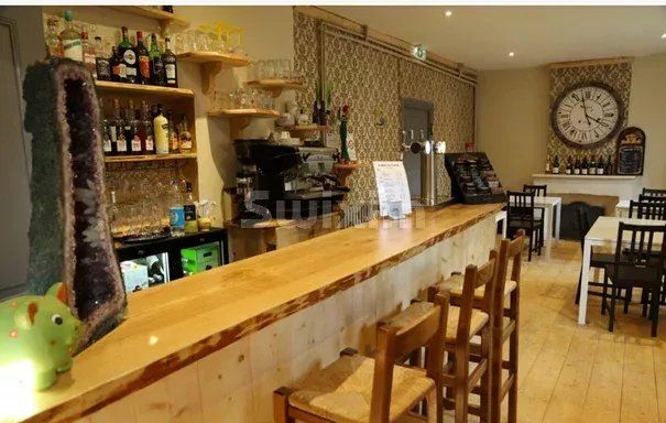 propriété 40 Pièces en vente sur Lamastre (07270)