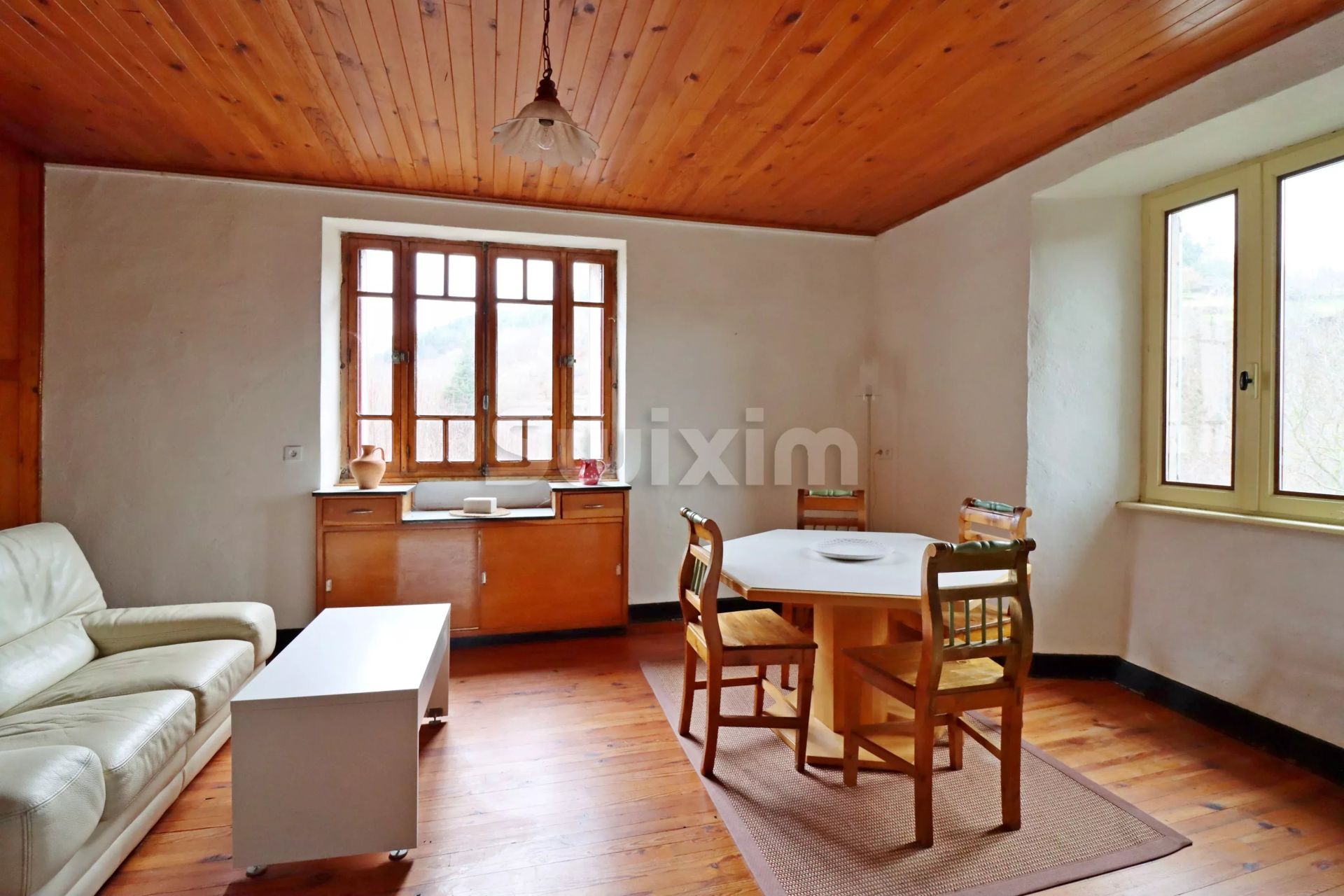 propriété 40 Pièces en vente sur Lamastre (07270)