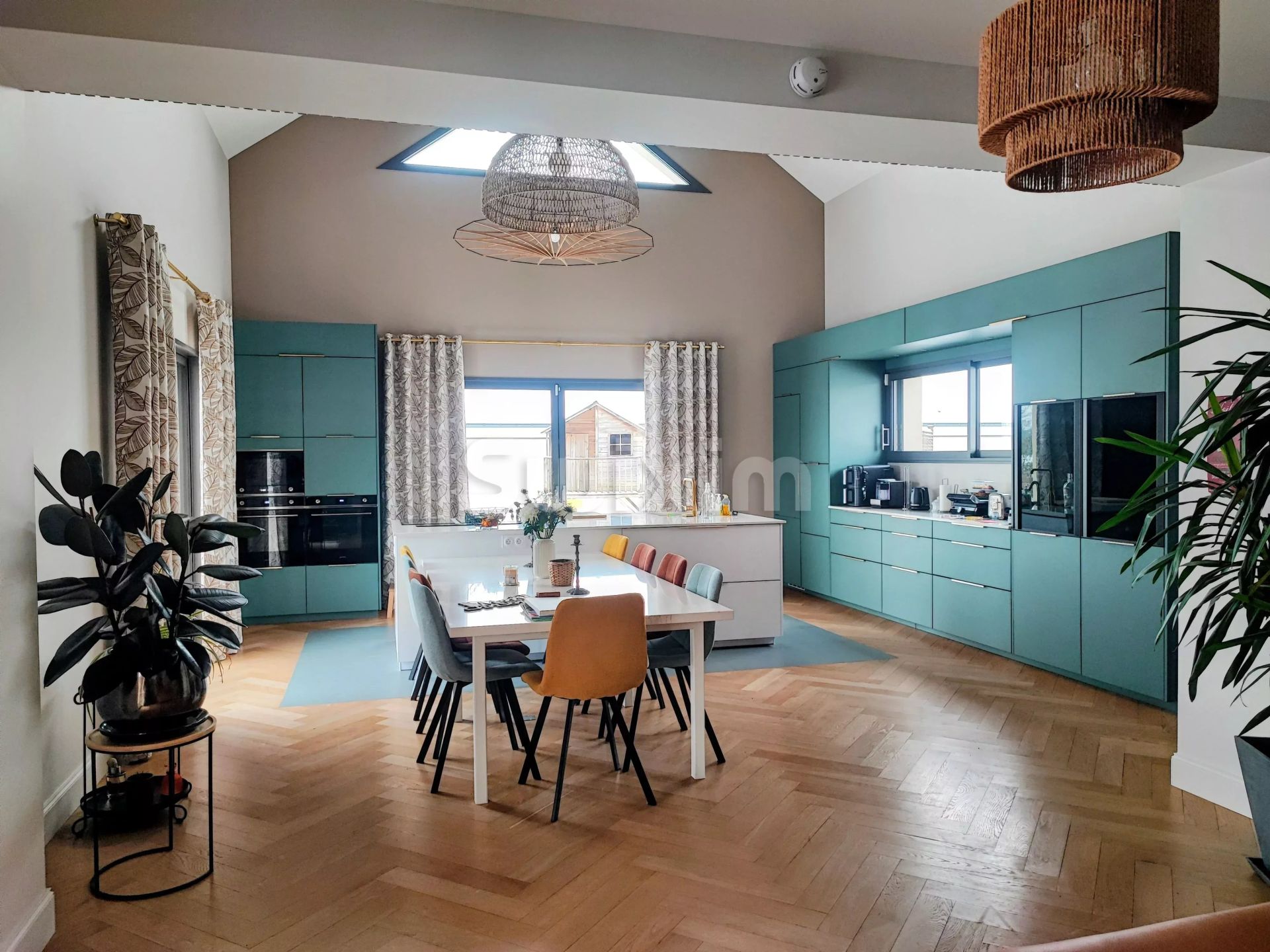 house 10 Rooms for sale on Beaune (21200)