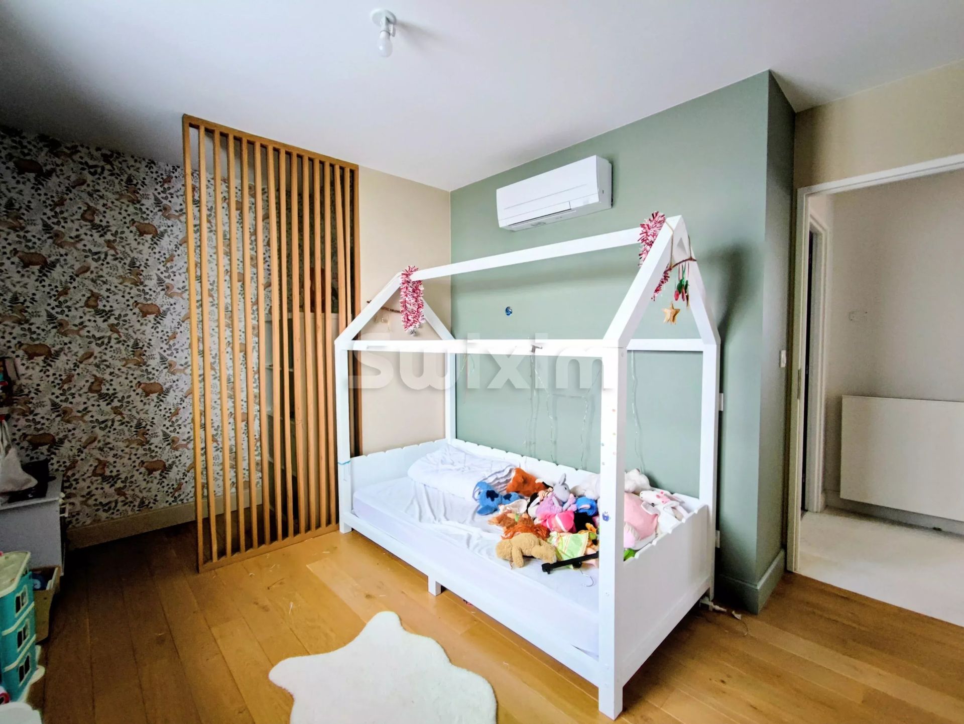 house 10 Rooms for sale on Beaune (21200)