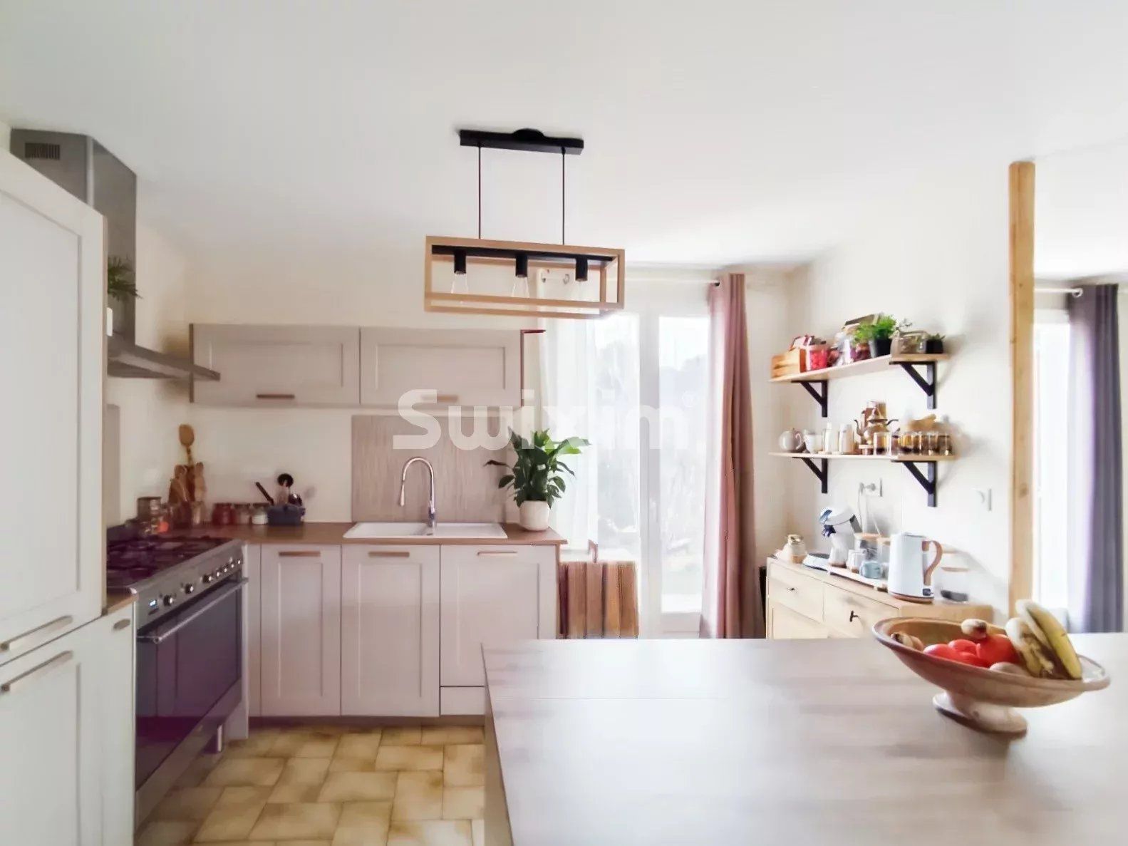 house 4 Rooms for sale on Donzère (26290)