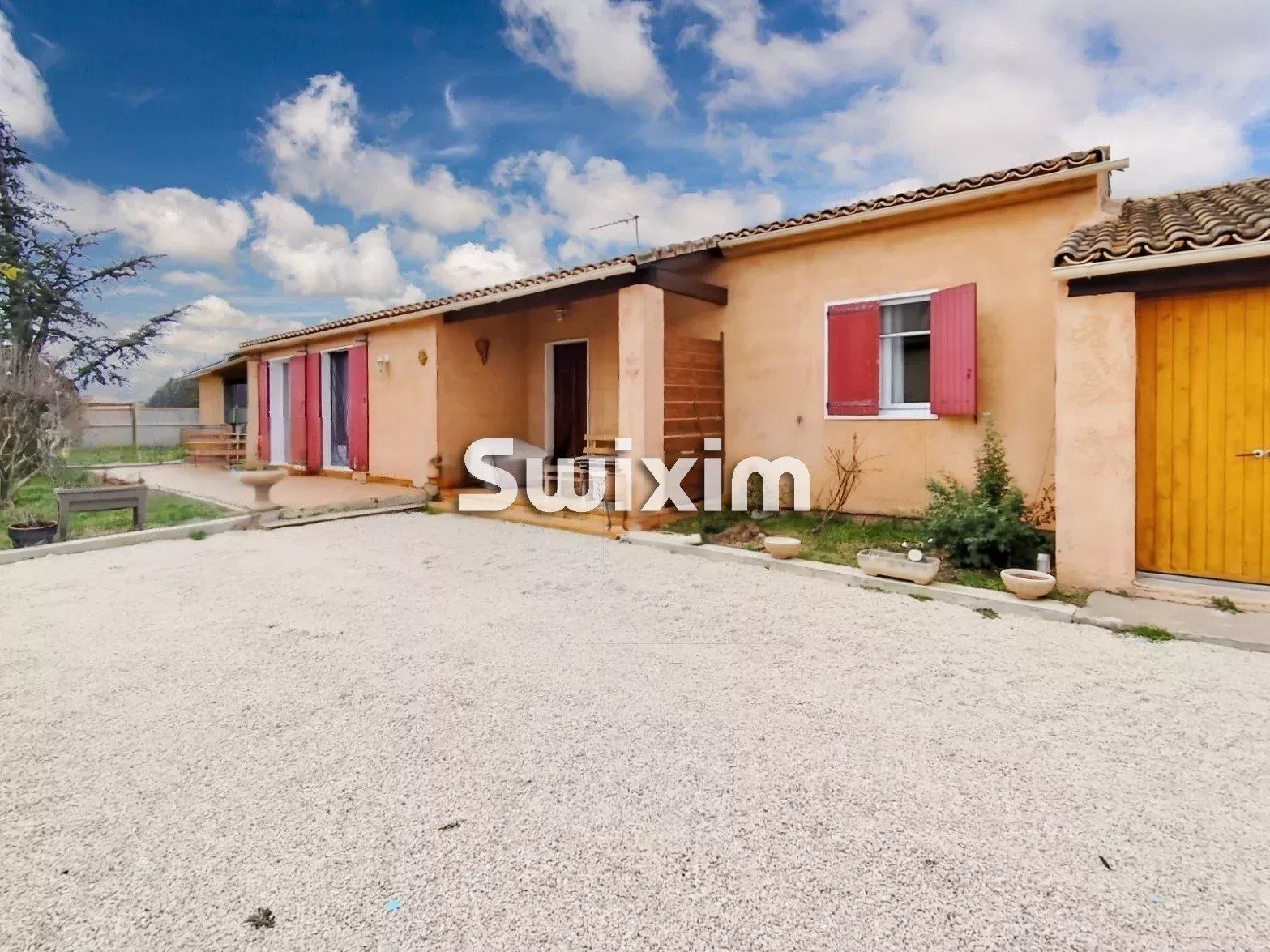 house 4 Rooms for sale on Donzère (26290)