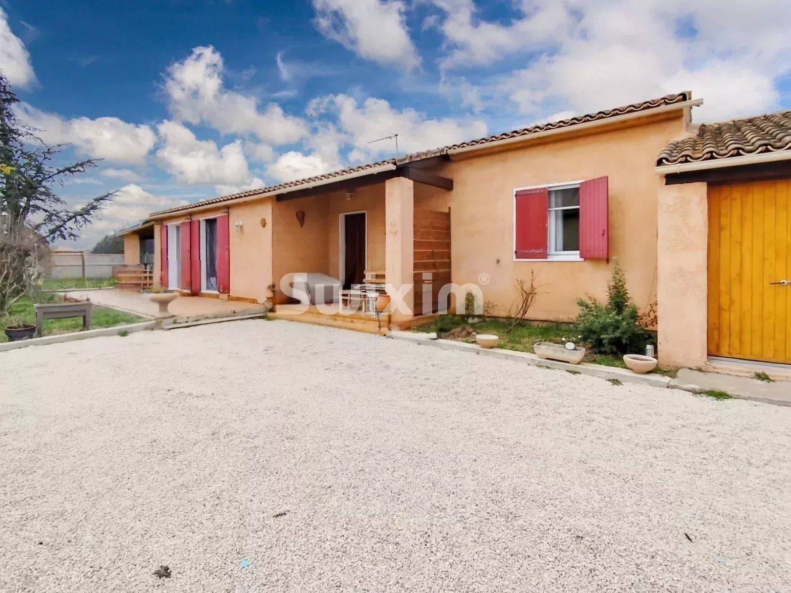 house 4 Rooms for sale on Donzère (26290)