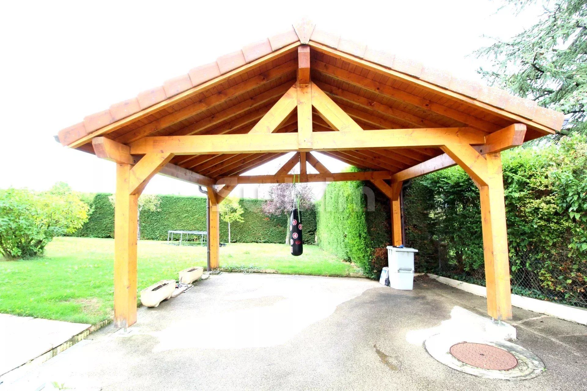 maison 8 Pièces en vente sur Archamps (74160)