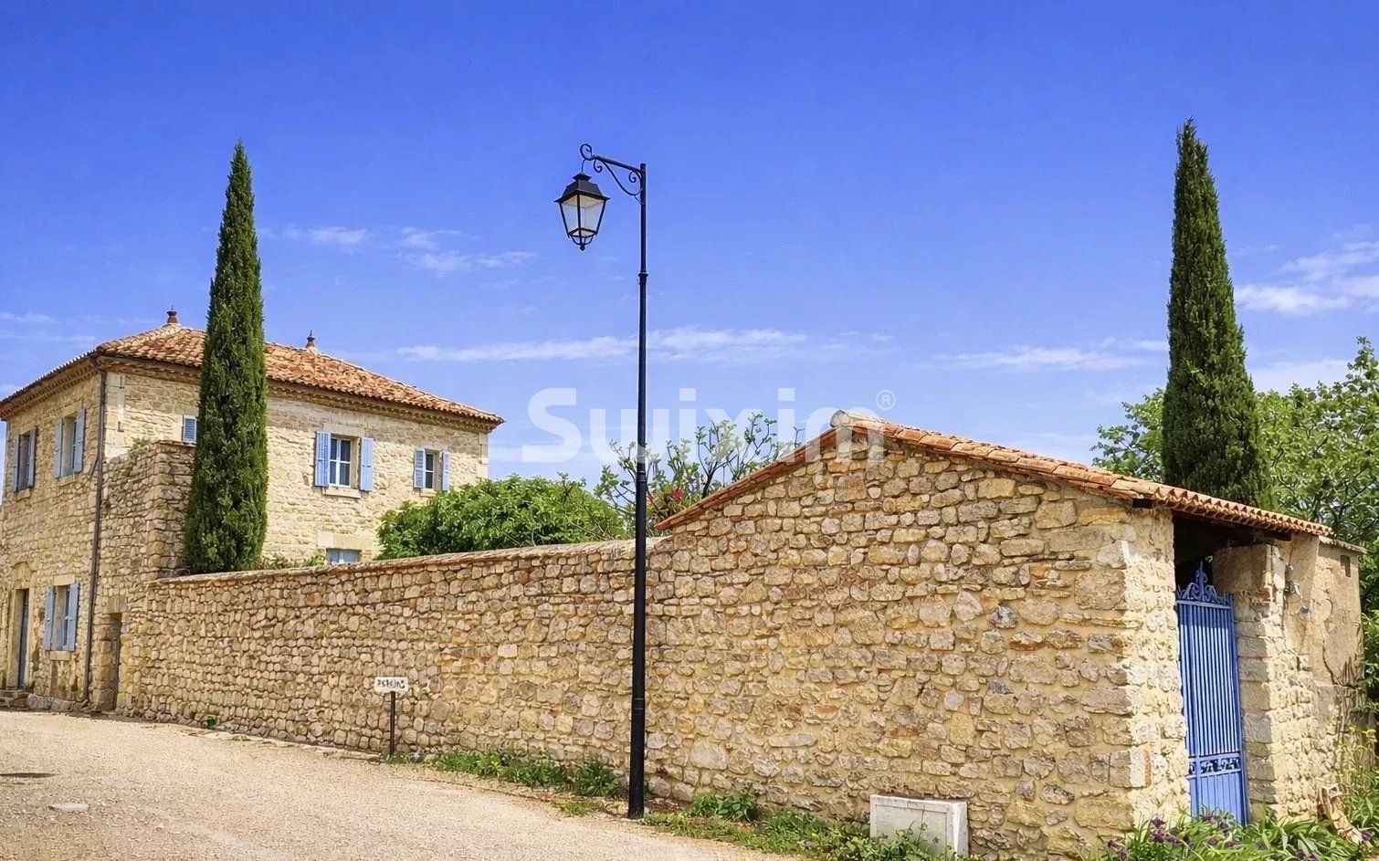 propriété 8 Pièces en vente sur Grignan (26230)