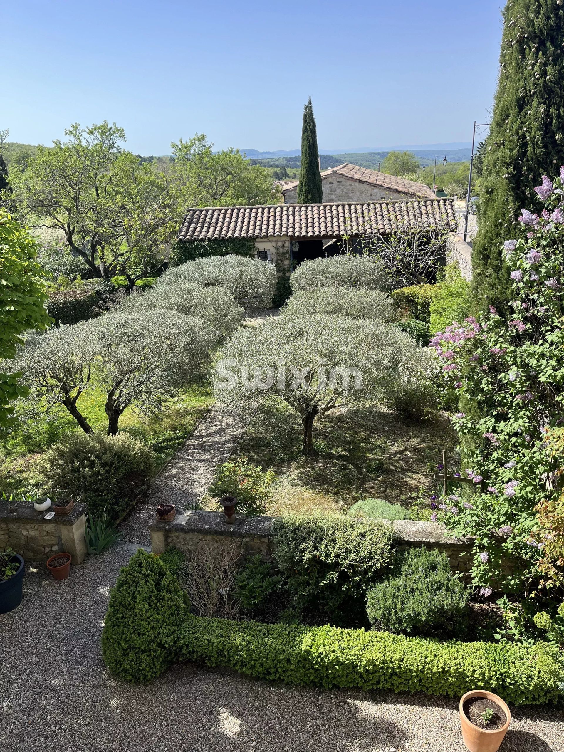 proprietà 8 Camere in vendita su Grignan (26230)