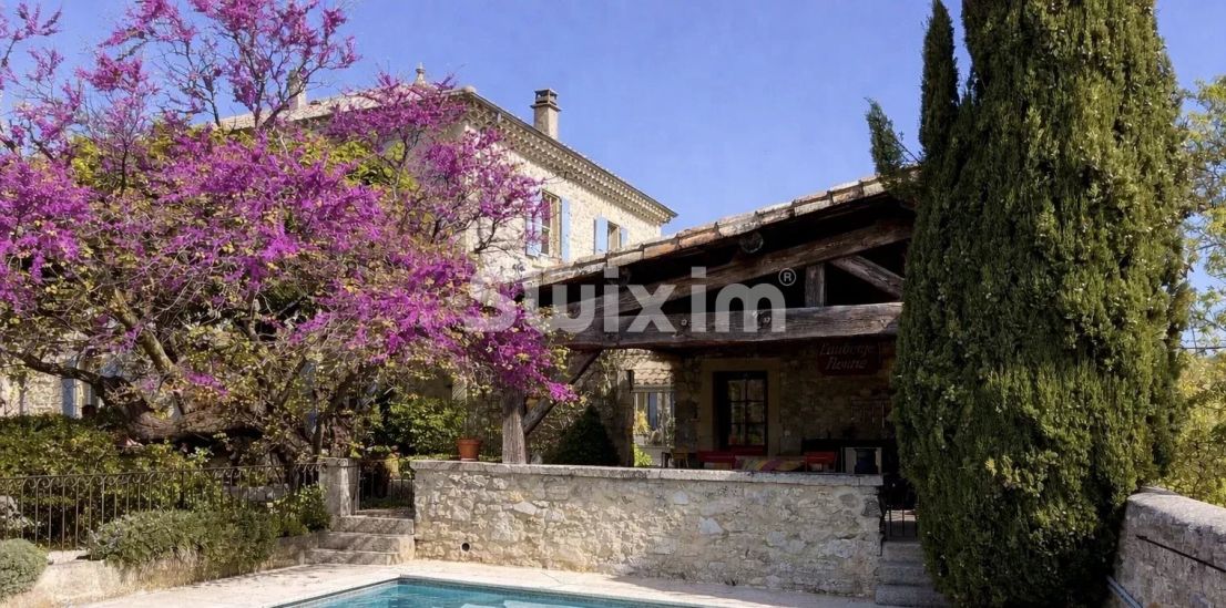 Venda Propriedade Grignan 8&nbsp;Quartos 230&nbsp;m²