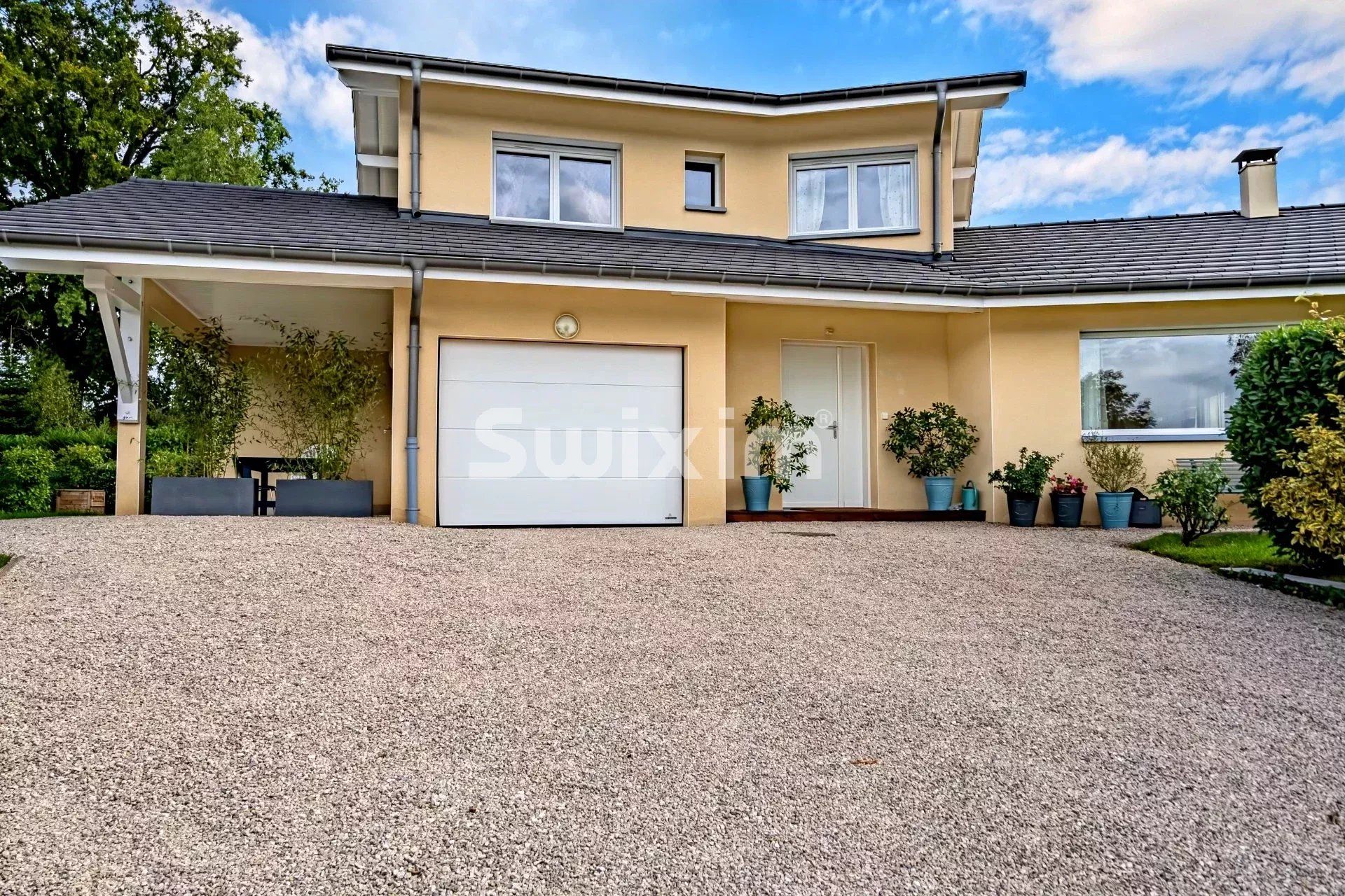 house 4 Rooms for sale on Messery (74140)