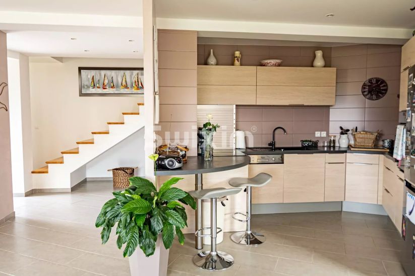 Vendita Casa Messery 4&nbsp;Camere 145&nbsp;m²