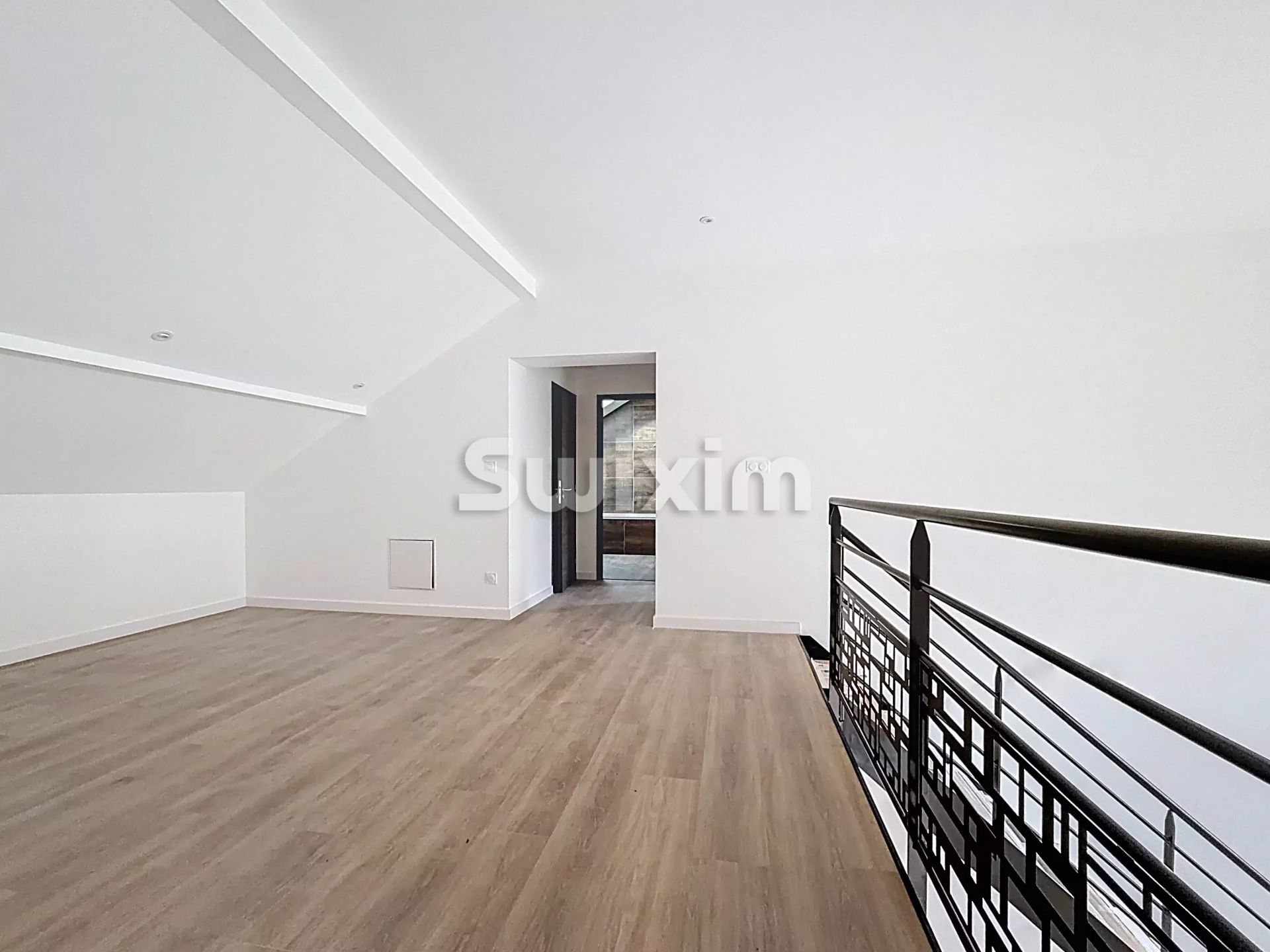 casa 5 Camere in vendita su Bons-en-Chablais (74890)