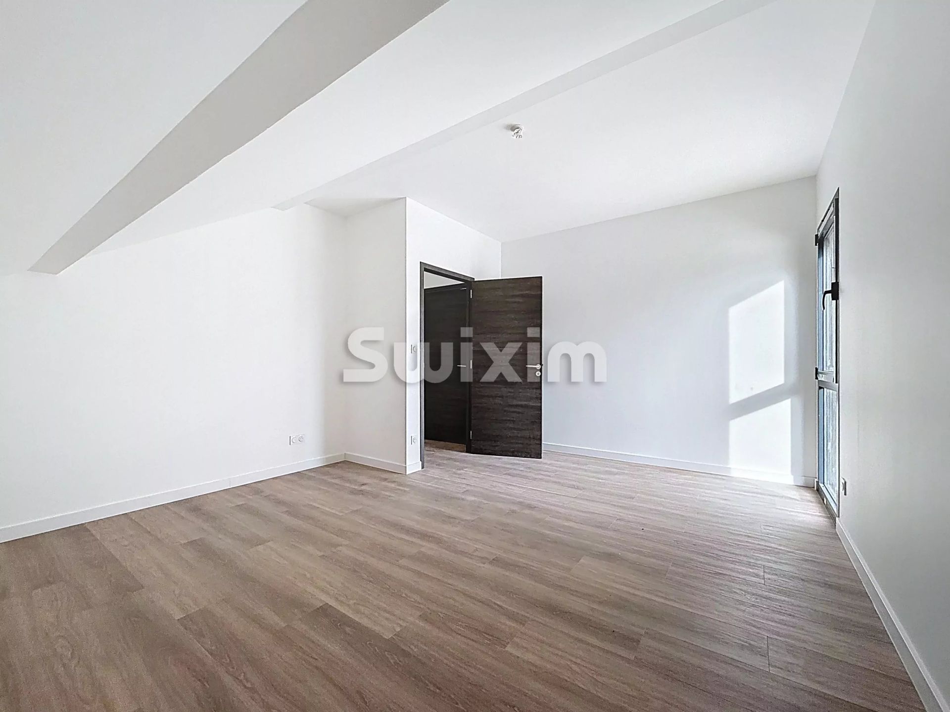 casa 5 Camere in vendita su Bons-en-Chablais (74890)