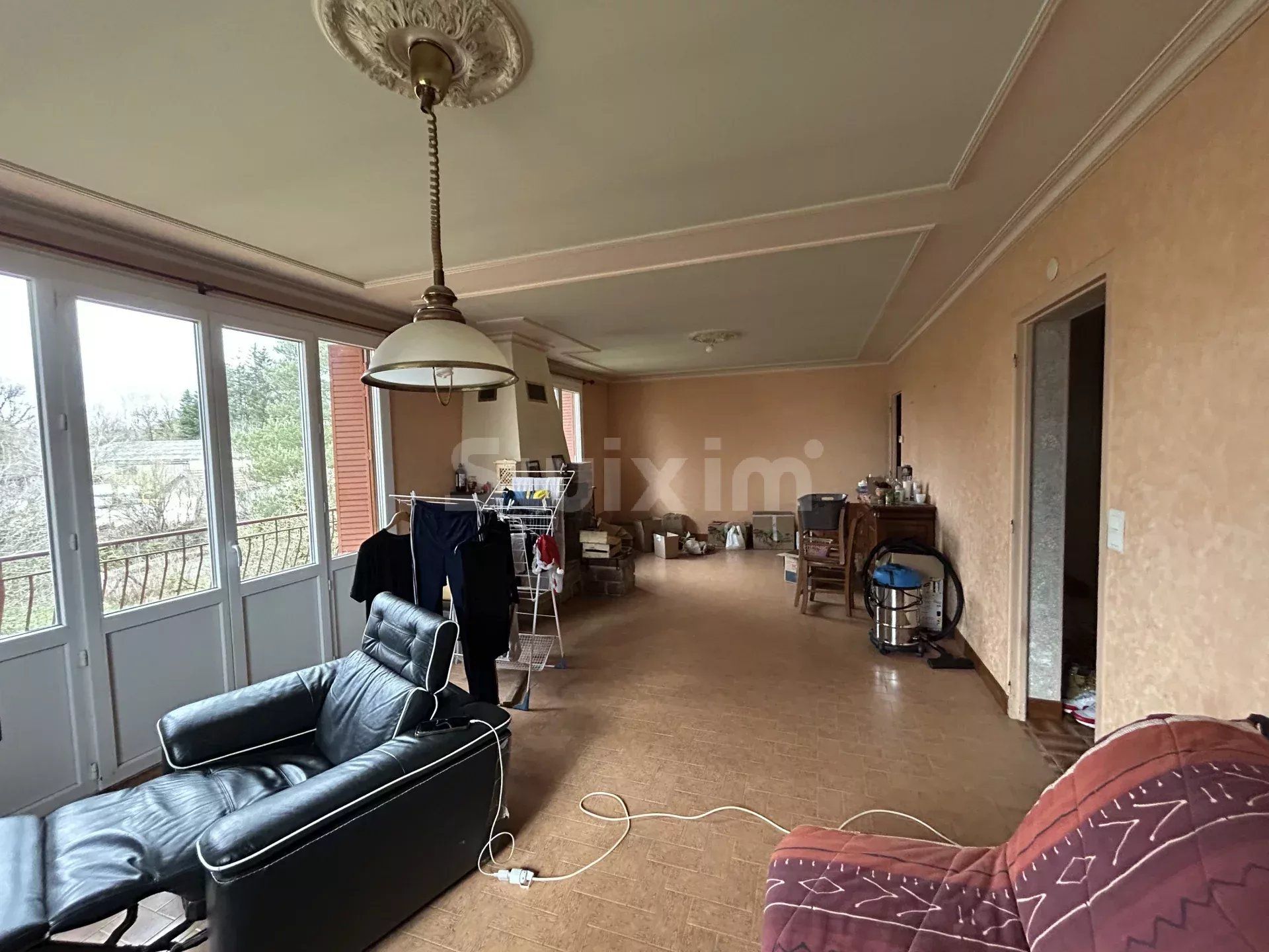 casa 6 Camere in vendita su Hauteroche (39570)