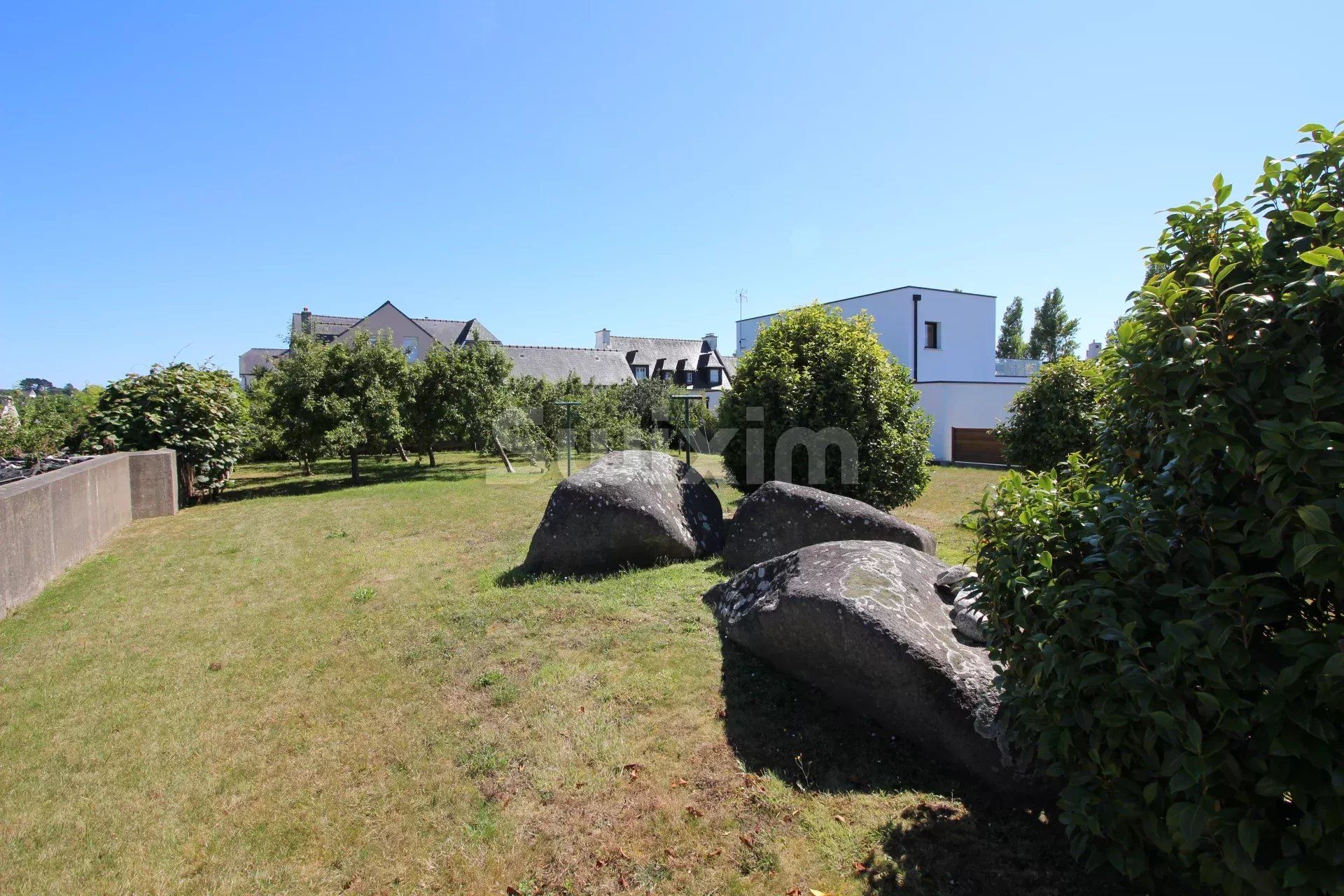 house 6 Rooms for sale on Trégastel (22730)