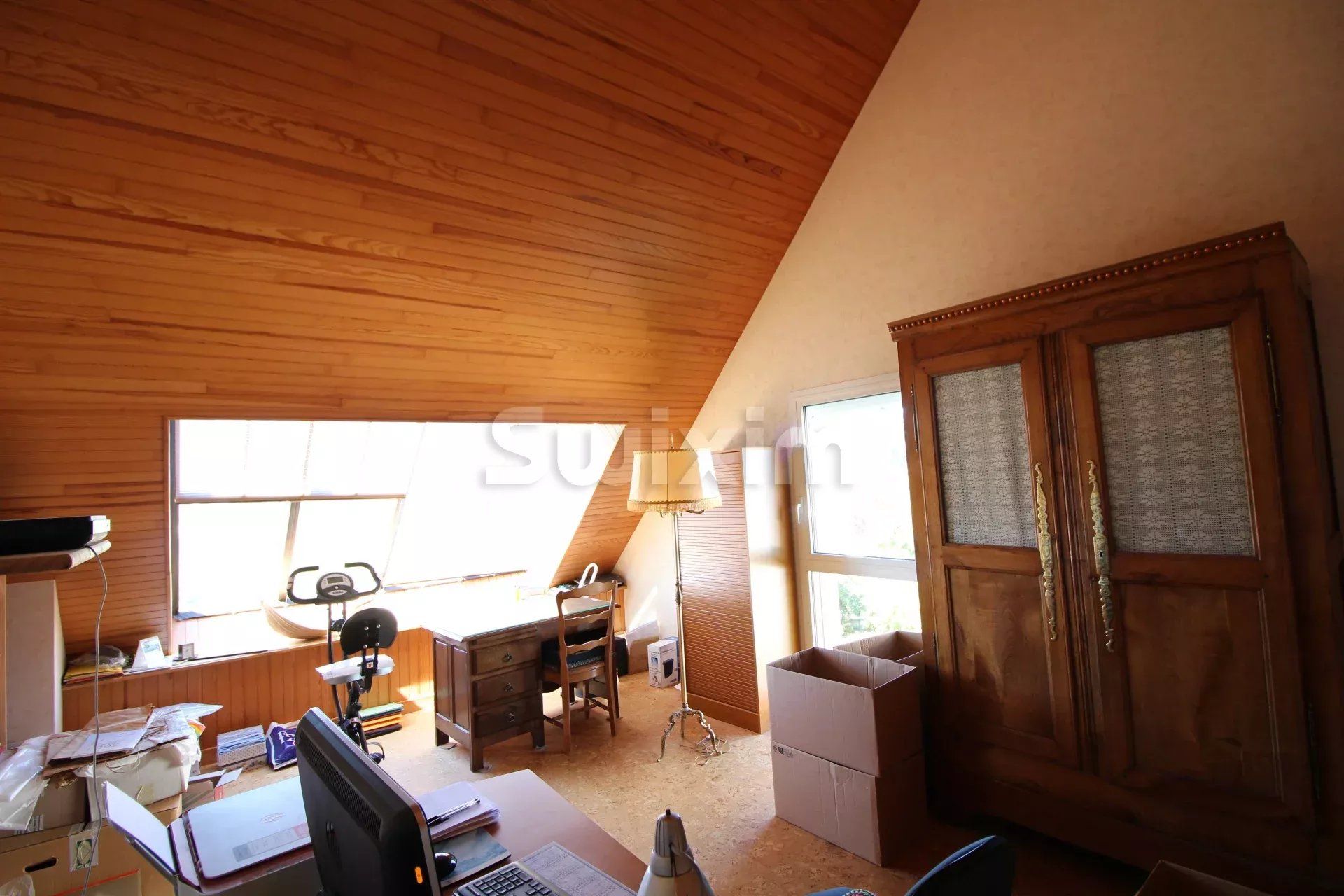 house 6 Rooms for sale on Trégastel (22730)