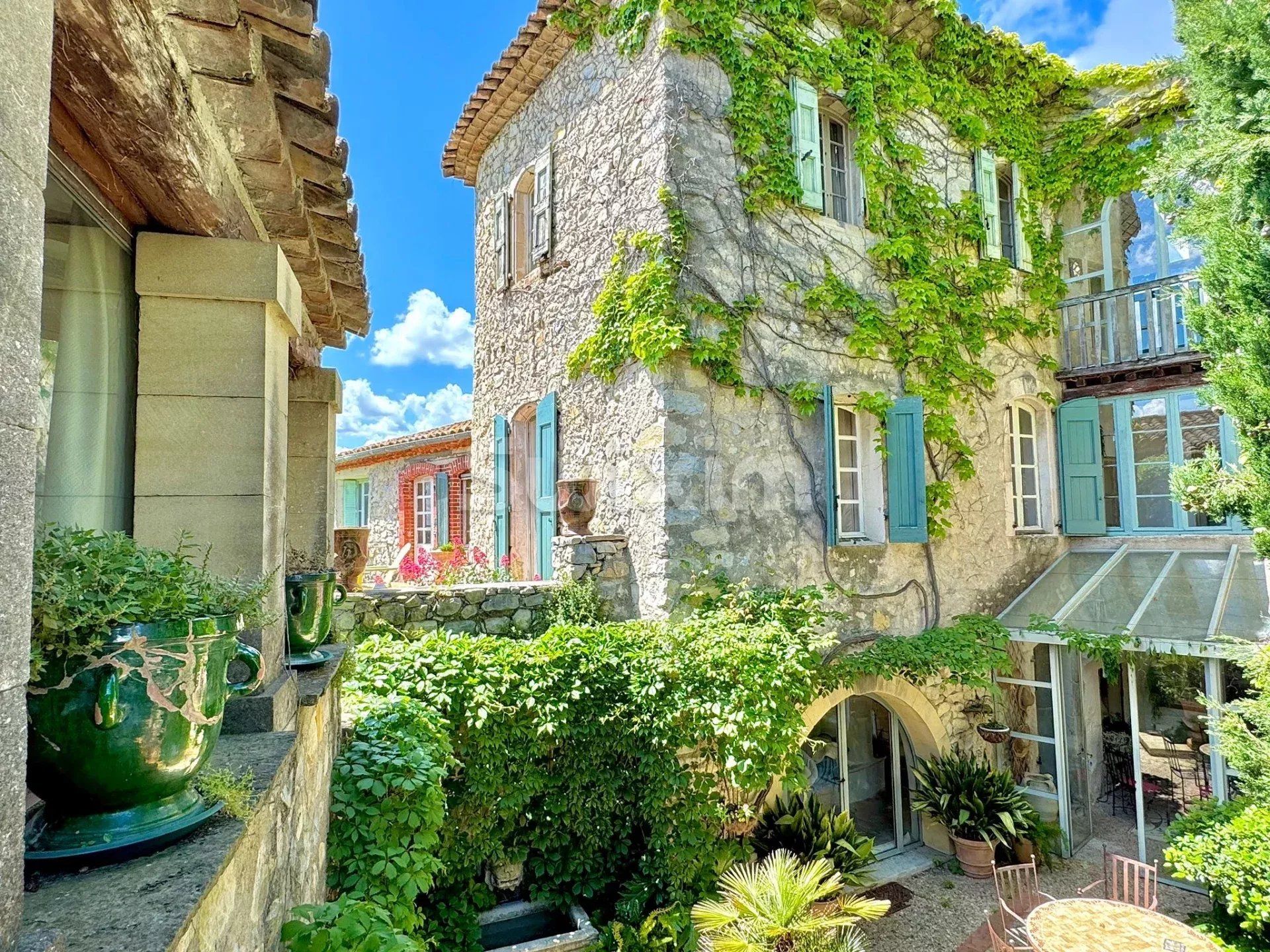 house 21 Rooms for sale on Massanes (30350)