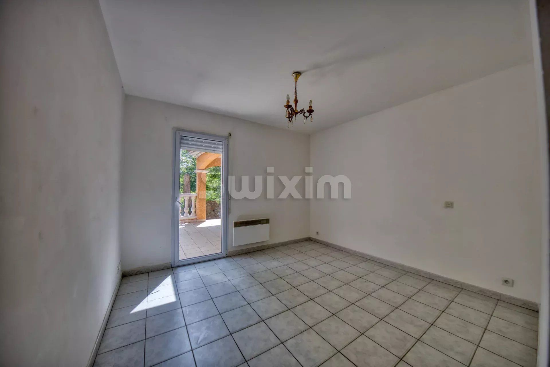 villa 5 Rooms for sale on Génolhac (30450)