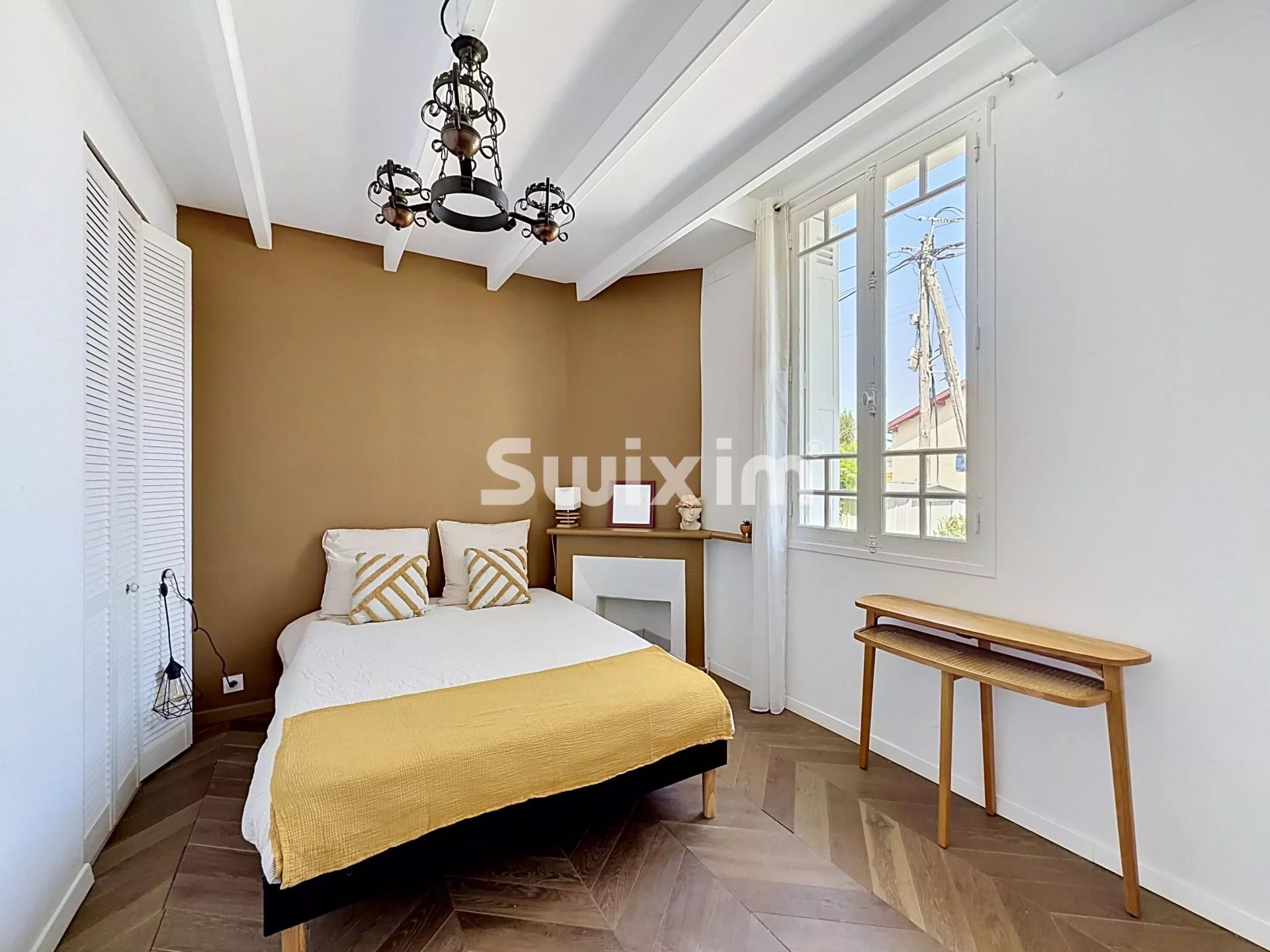 casa 5 Camere in vendita su Pessac (33600)