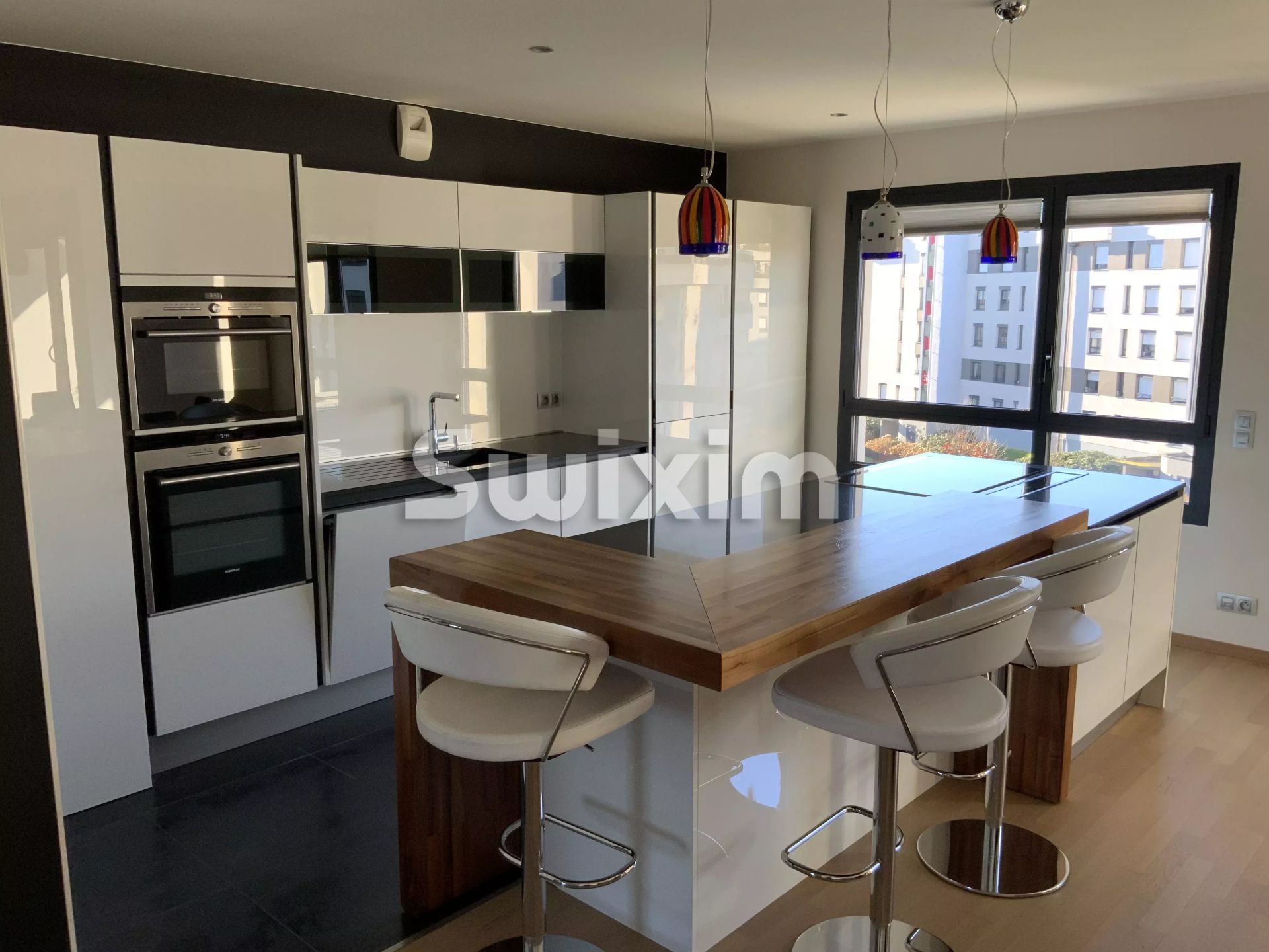 Location Appartement Saint-Genis-Pouilly 4&nbsp;Pièces 133&nbsp;m²