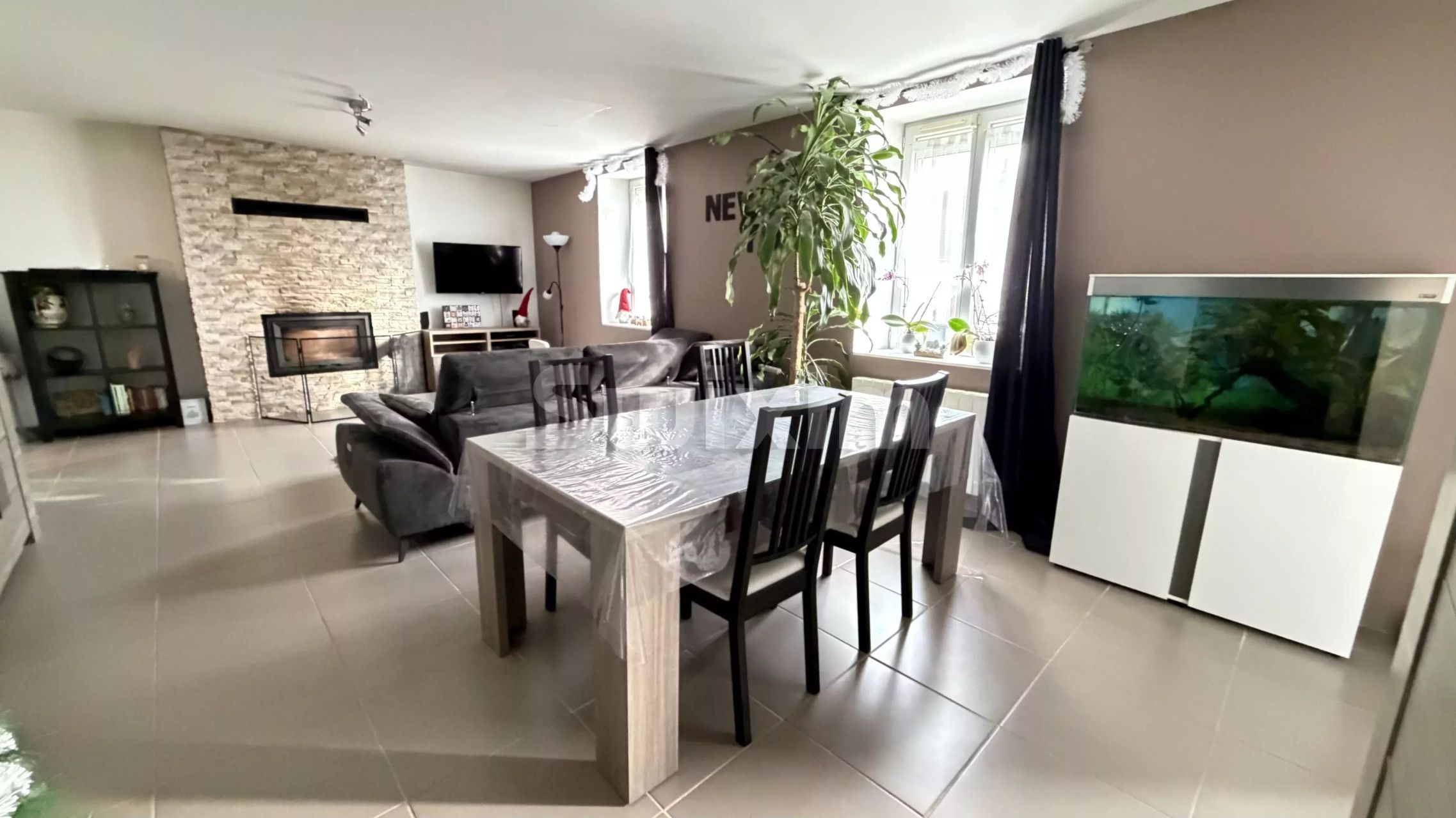 house 5 Rooms for sale on Auxonne (21130)