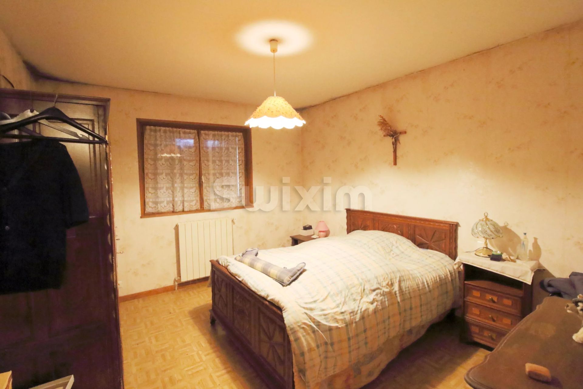 house 4 Rooms for sale on Saint-Hippolyte (25190)