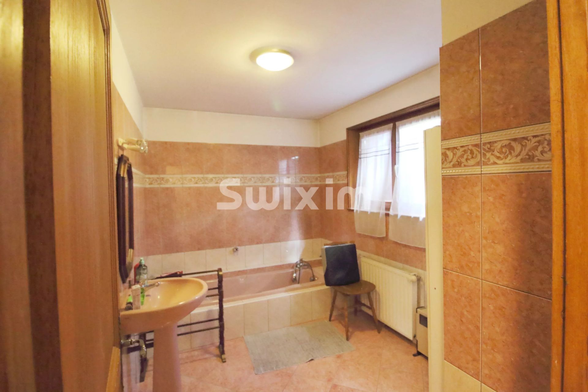 casa 5 Salas en venta en Montandon (25190)