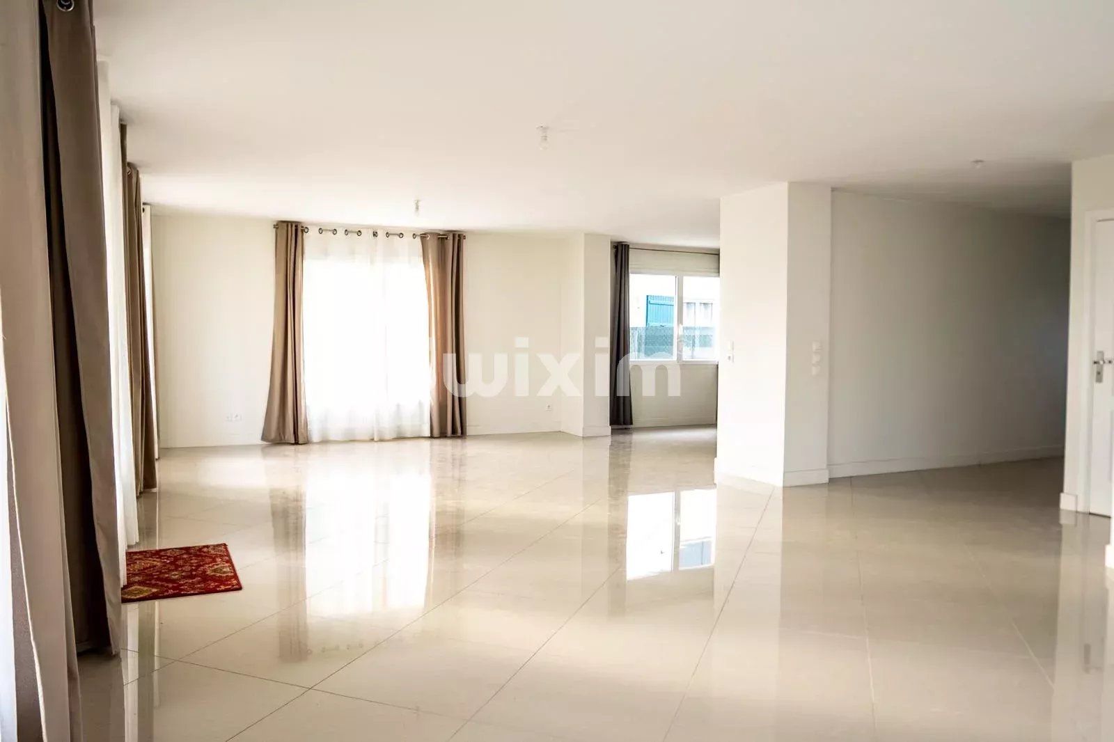 casa 7 Camere in vendita su Messery (74140)