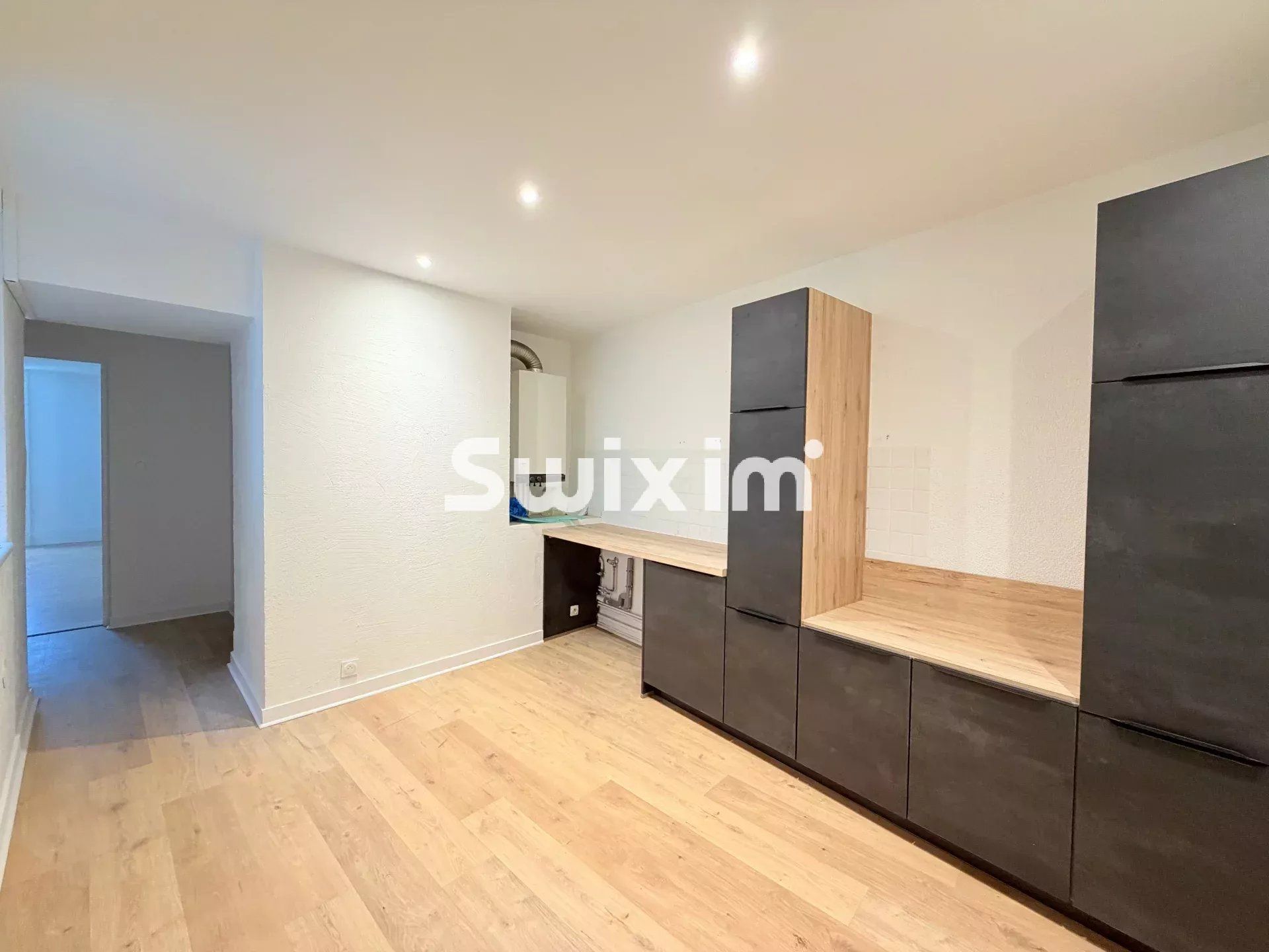 appartamento 3 Camere in vendita su Lons-le-Saunier (39000)