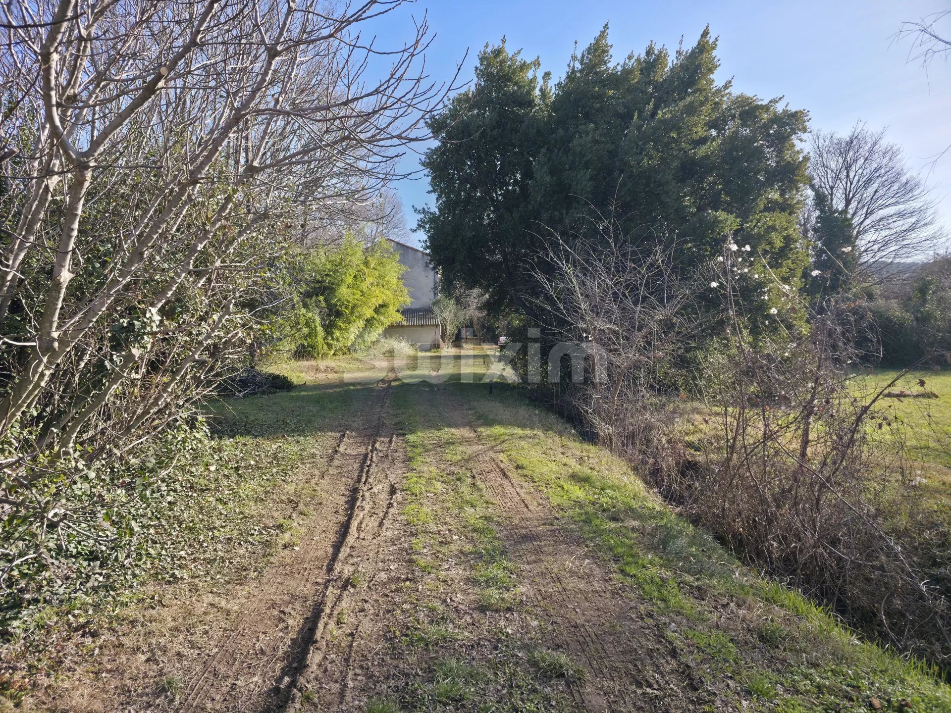 buildable land for sale on Valréas (84600)