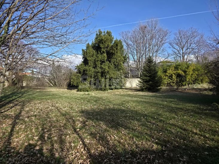 Sale Buildable land Valréas 2540&nbsp;m²