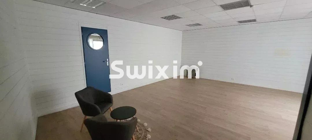 locale commerciale 2 Camere in vendita su Lons-le-Saunier (39000)