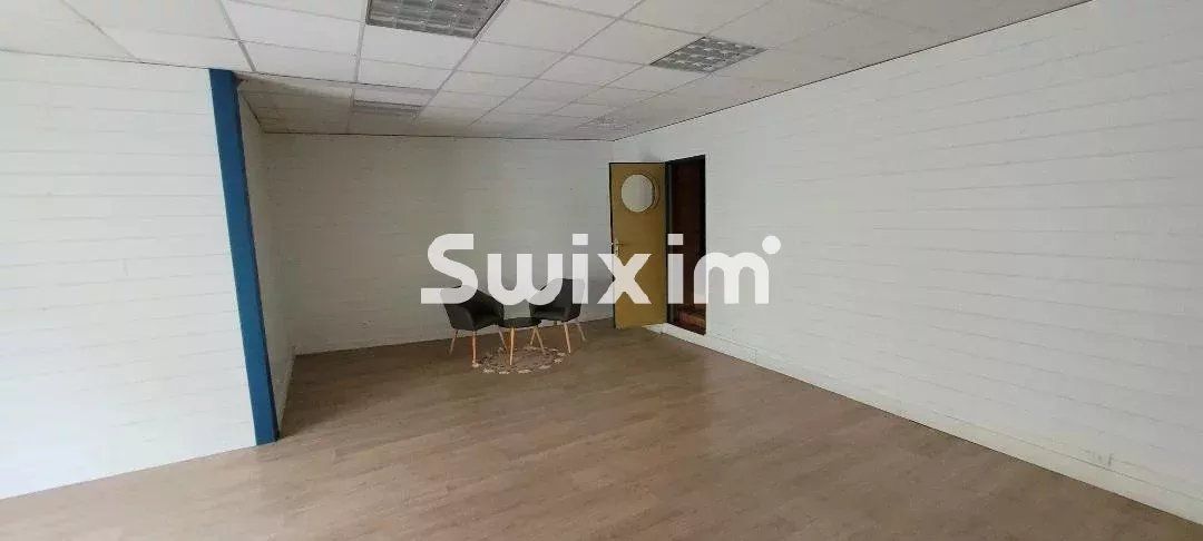 locale commerciale 2 Camere in vendita su Lons-le-Saunier (39000)