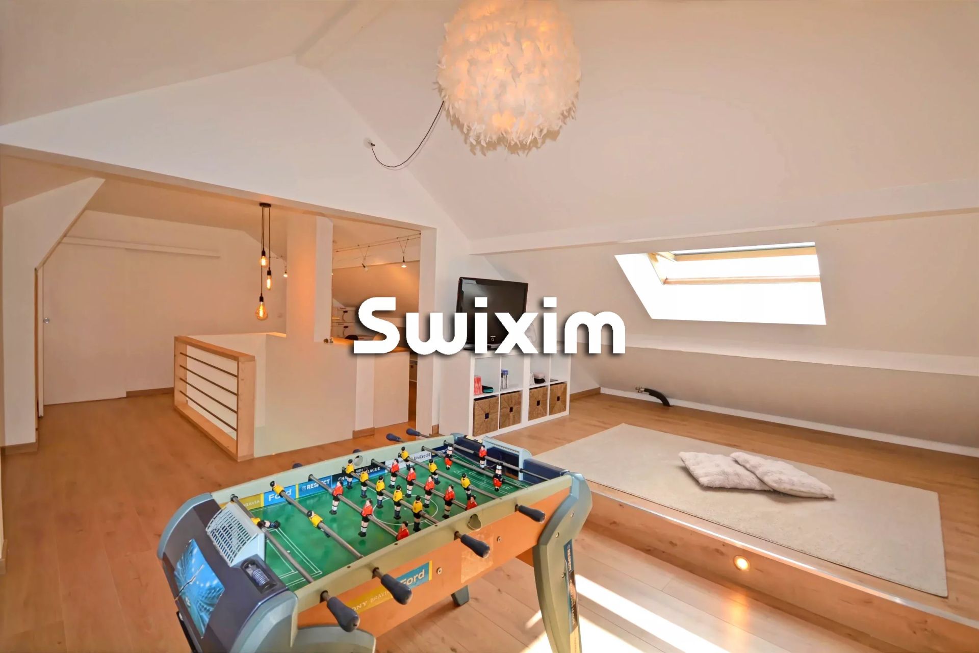 house 5 Rooms for sale on Vaulx (74150)