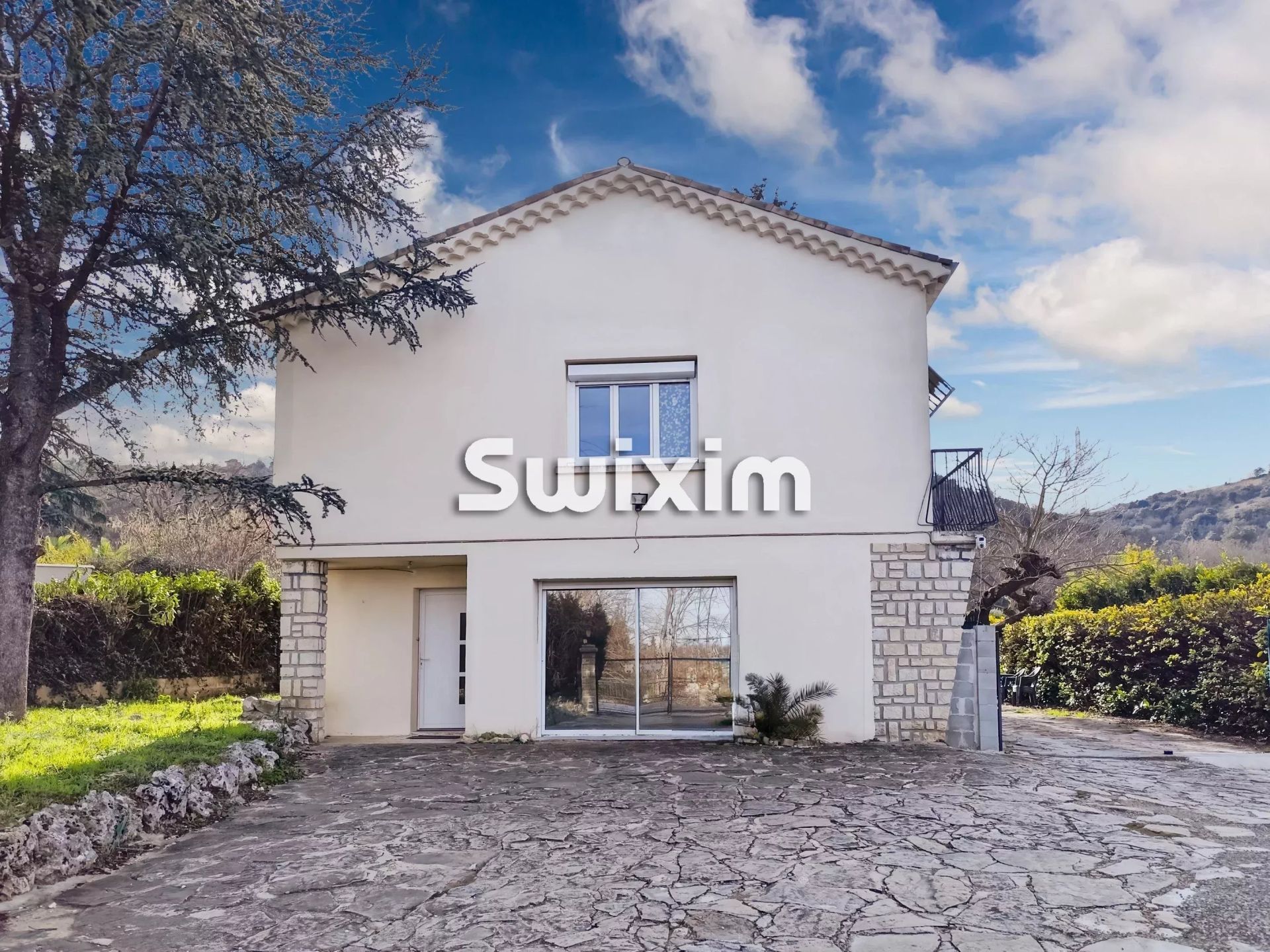 house 9 Rooms for sale on Châteauneuf-du-Rhône (26780)